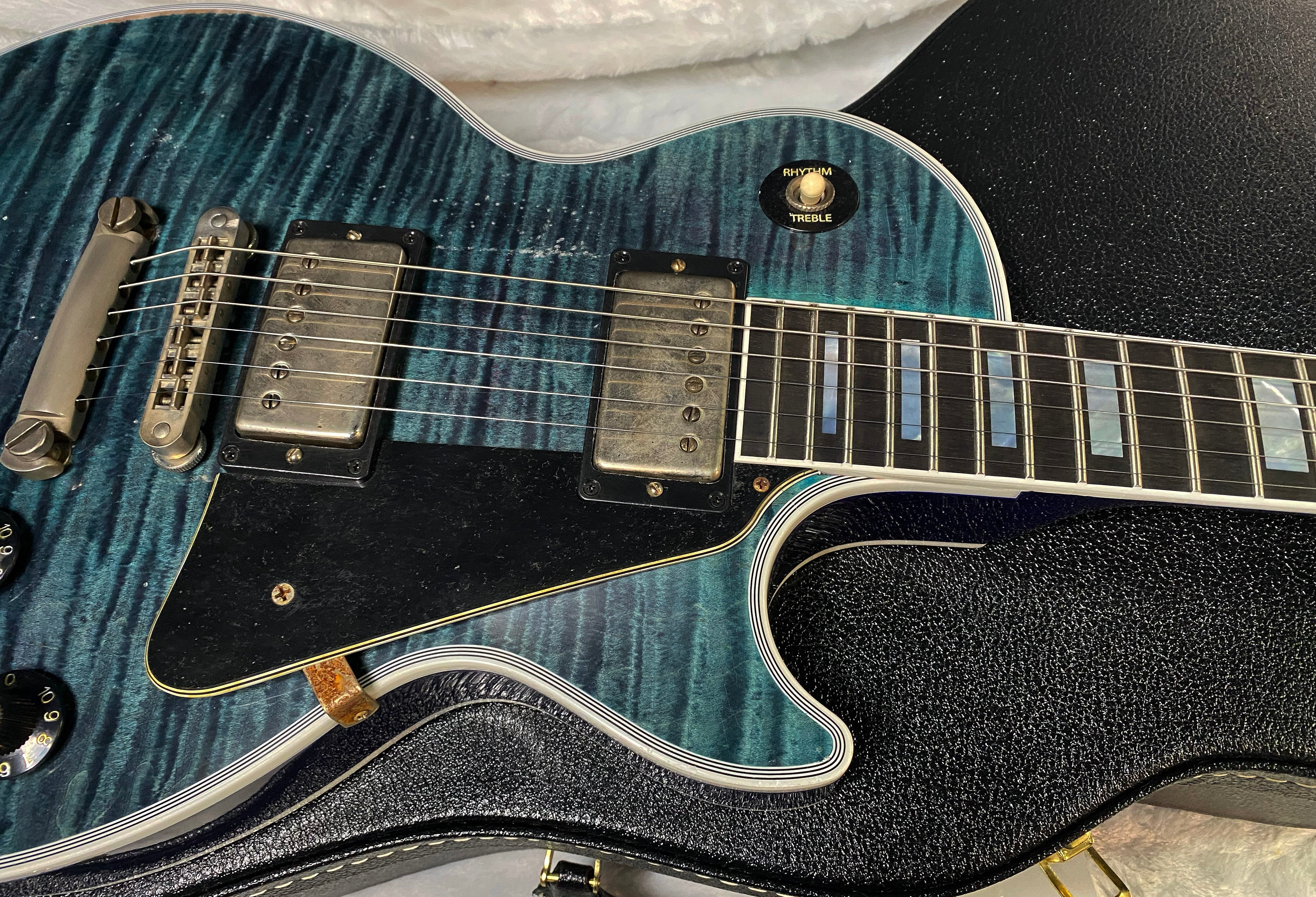 NEW! Gibson Custom Les Paul Custom AAAA Figured Monster Maple Top - Nordic Blue, Heavy Aging - 8.4lbs - G06743