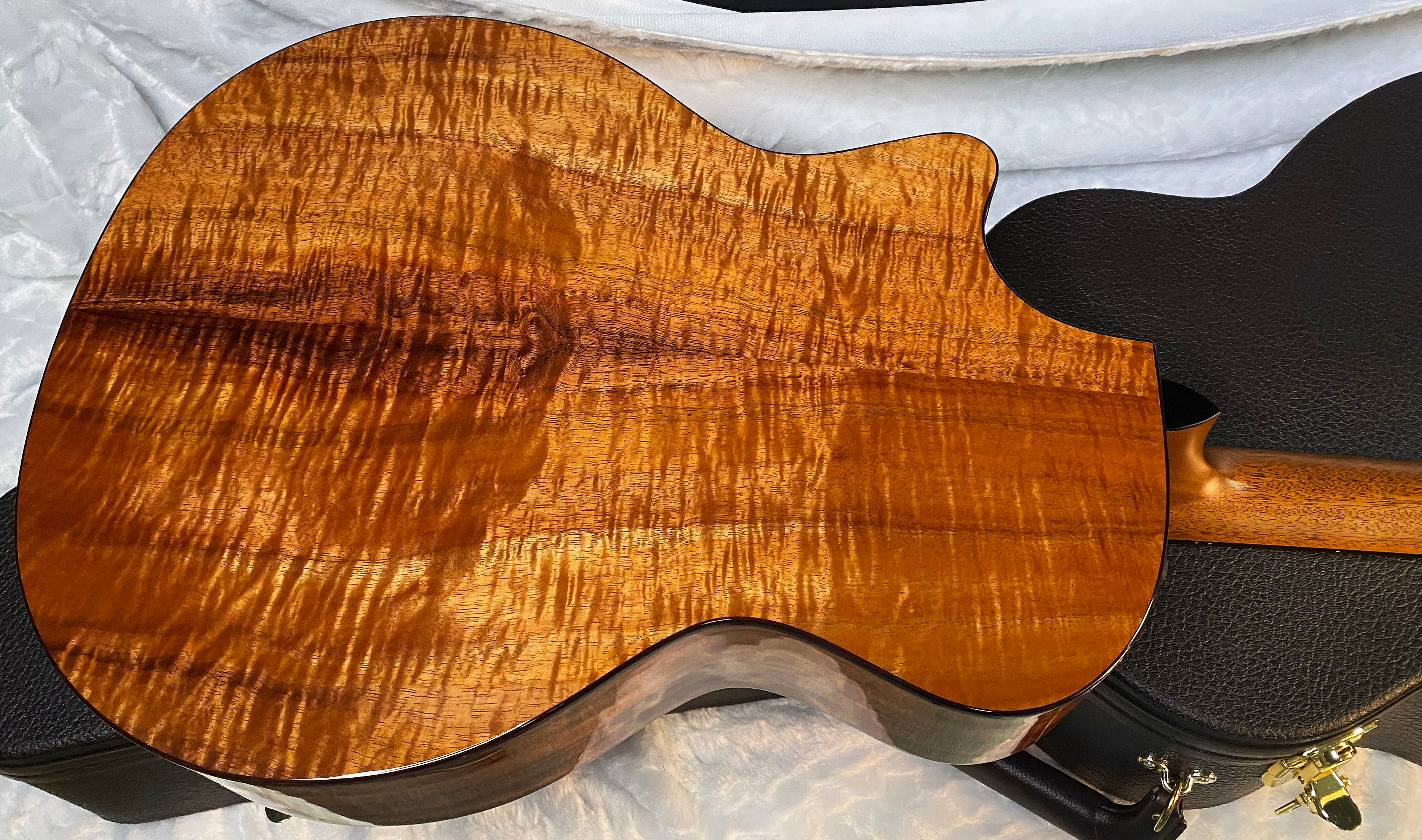 NEW! Taylor Custom 724ce Acoustic-Electric Guitar - Natural Gloss - AAAAA Hand Picked Koa - WOW! Authorized Dealer - G05892