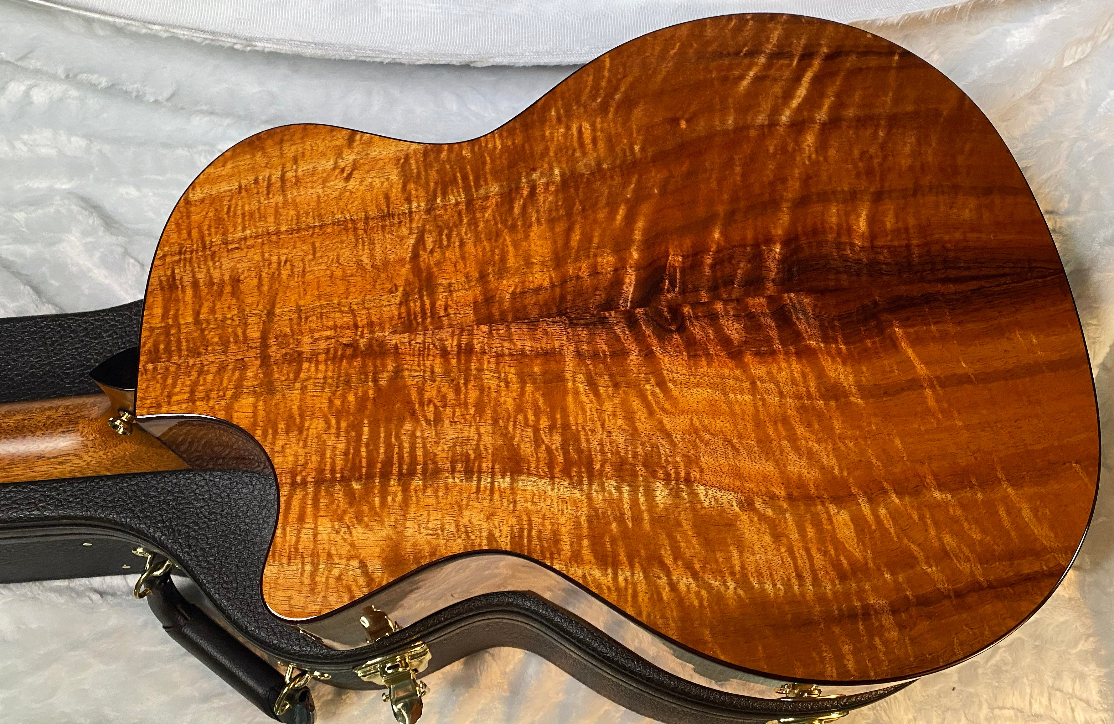 NEW! Taylor Custom 724ce Acoustic-Electric Guitar - Natural Gloss - AAAAA Hand Picked Koa - WOW! Authorized Dealer - G05892