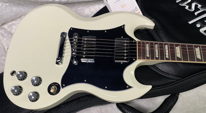 NEW ! Gibson SG Standard - Classic White Finish - Original Gibson Leather Gig Bag - Authorized Dealer - Only 6.7lbs - G07306