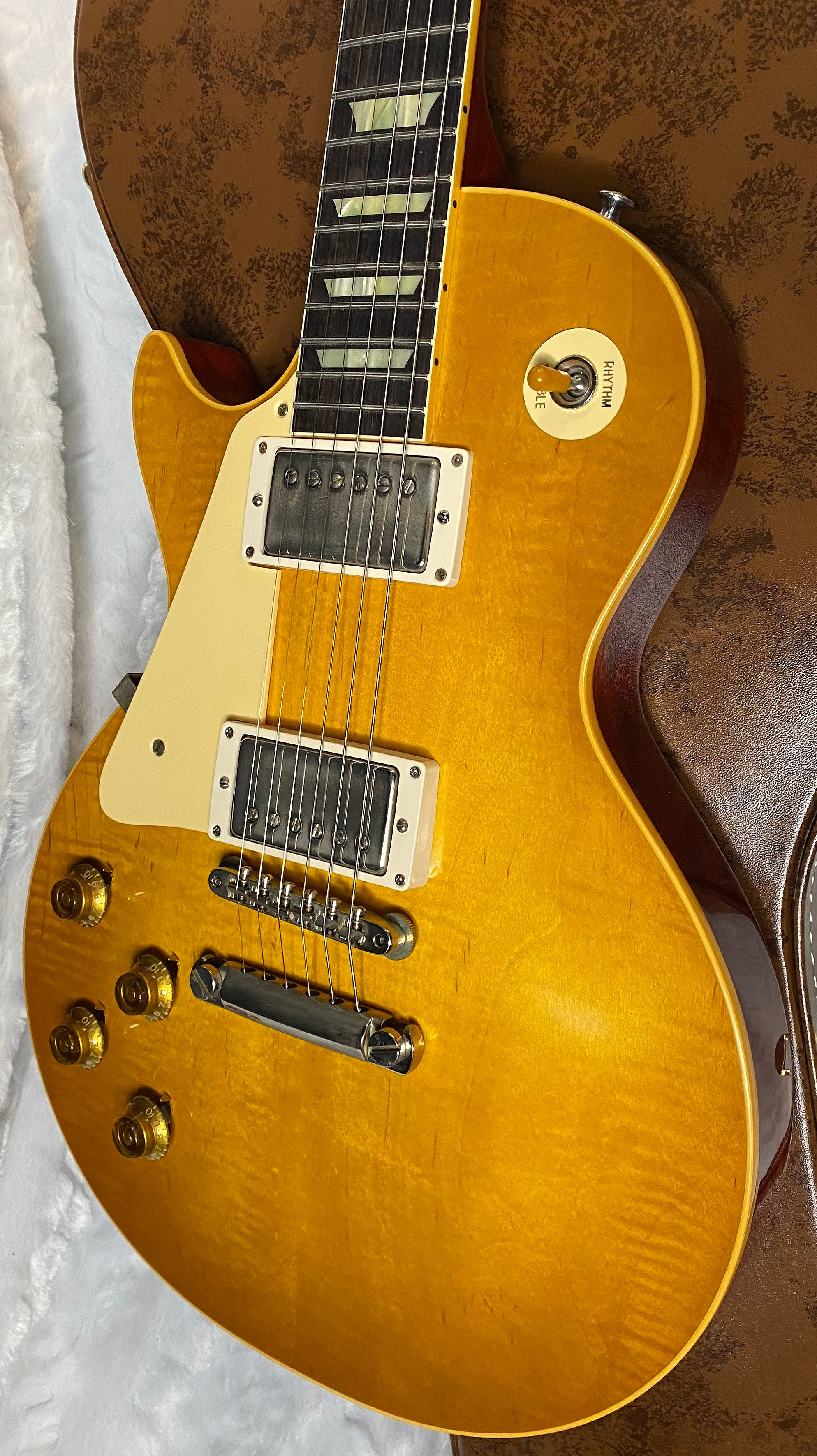 NEW ! Gibson Custom Shop '58 Les Paul Standard 1958 - Lemon Burst VOS - Subtle Flame! - Left Handed - Authorized Dealer -8.75lbs - G06711