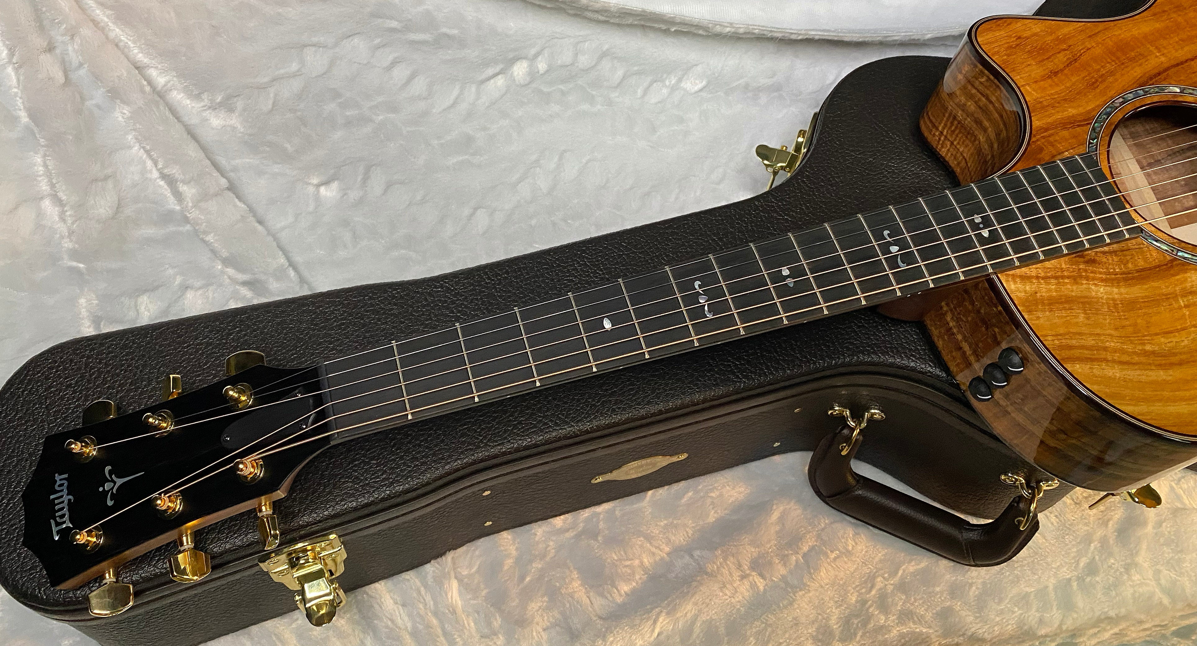 NEW! Taylor Custom 724ce Acoustic-Electric Guitar - Natural Gloss - AAAAA Hand Picked Koa - WOW! Authorized Dealer - G05889