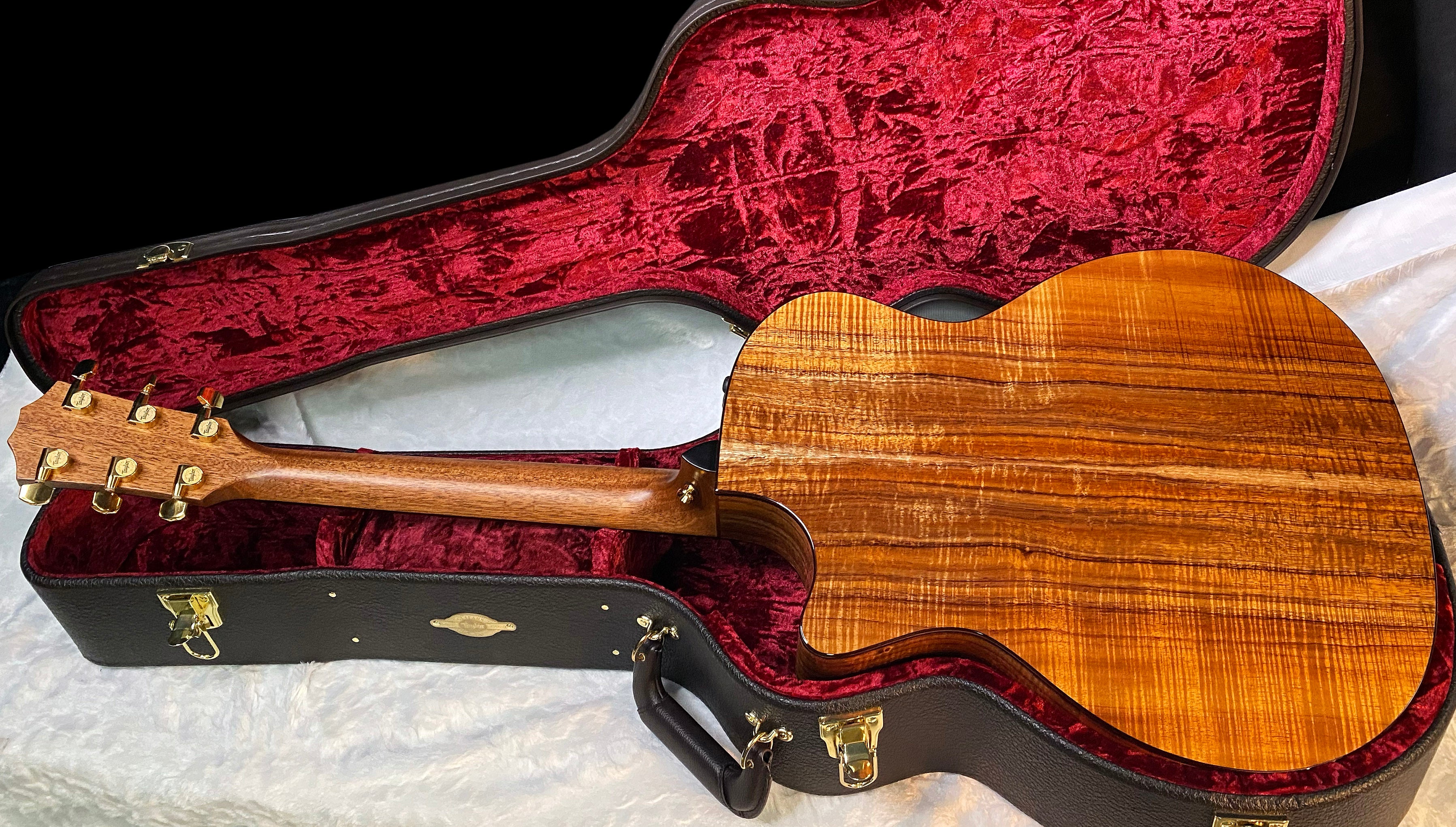 NEW! Taylor Custom 724ce Acoustic-Electric Guitar - Natural Gloss - AAAAA Hand Picked Koa - WOW! Authorized Dealer - G05889