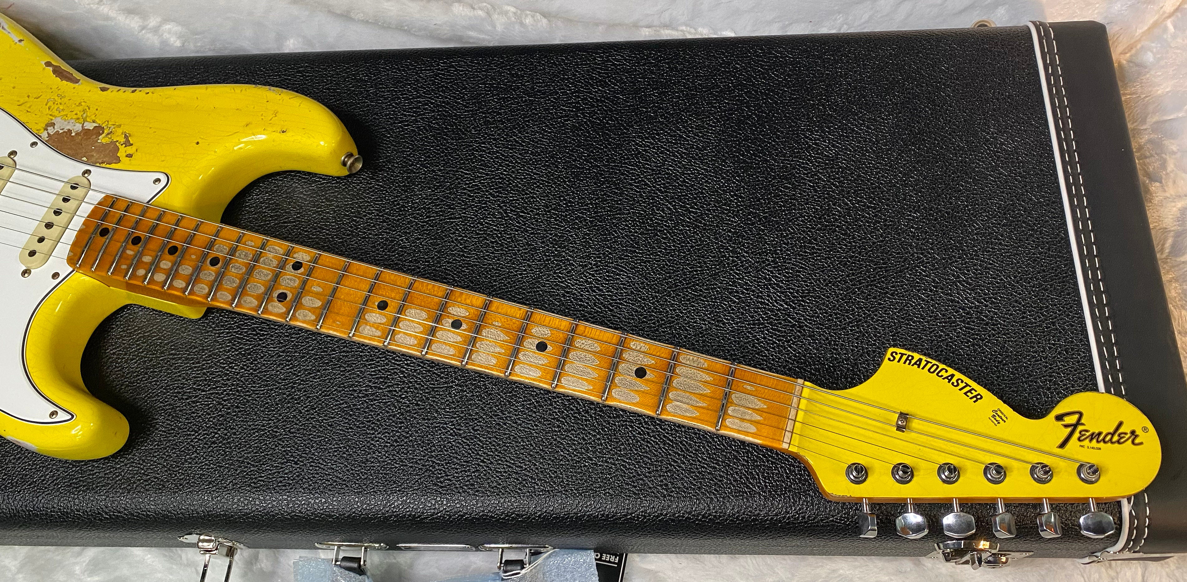 NEW! Fender Custom Shop Special Run '69 Stratocaster Heavy Relic - Handwound P/U's - Aged Graffiti Yellow - Reverse Headstock - 7.7lbs - Authorized Dealer - One OFF! SUPER RARE! G06753