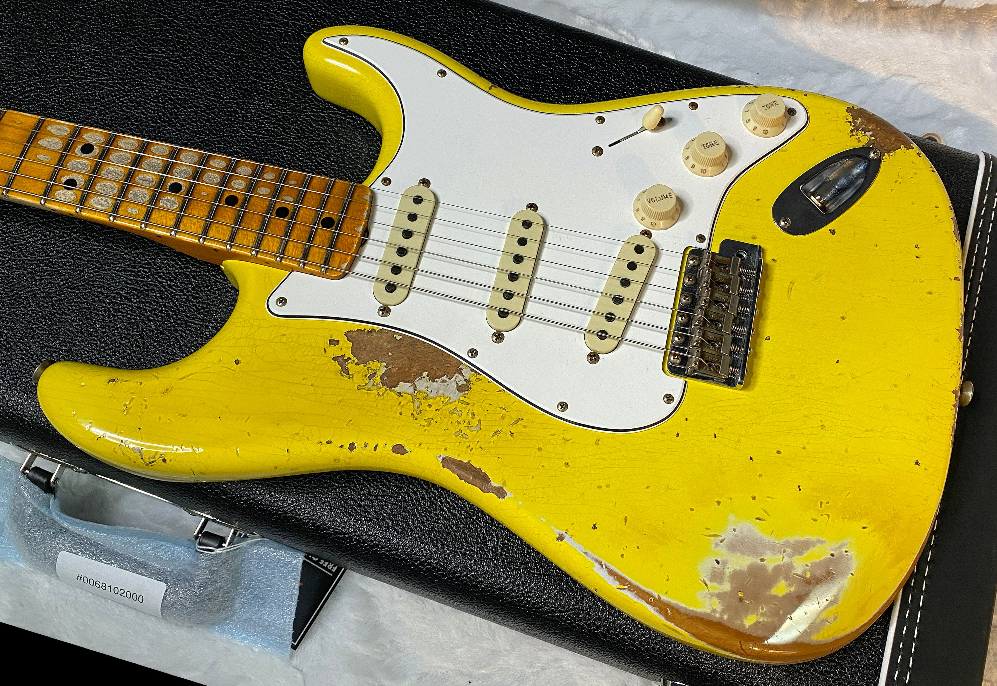 NEW! Fender Custom Shop Special Run '69 Stratocaster Heavy Relic - Handwound P/U's - Aged Graffiti Yellow - Reverse Headstock - 7.7lbs - Authorized Dealer - One OFF! SUPER RARE! G06753