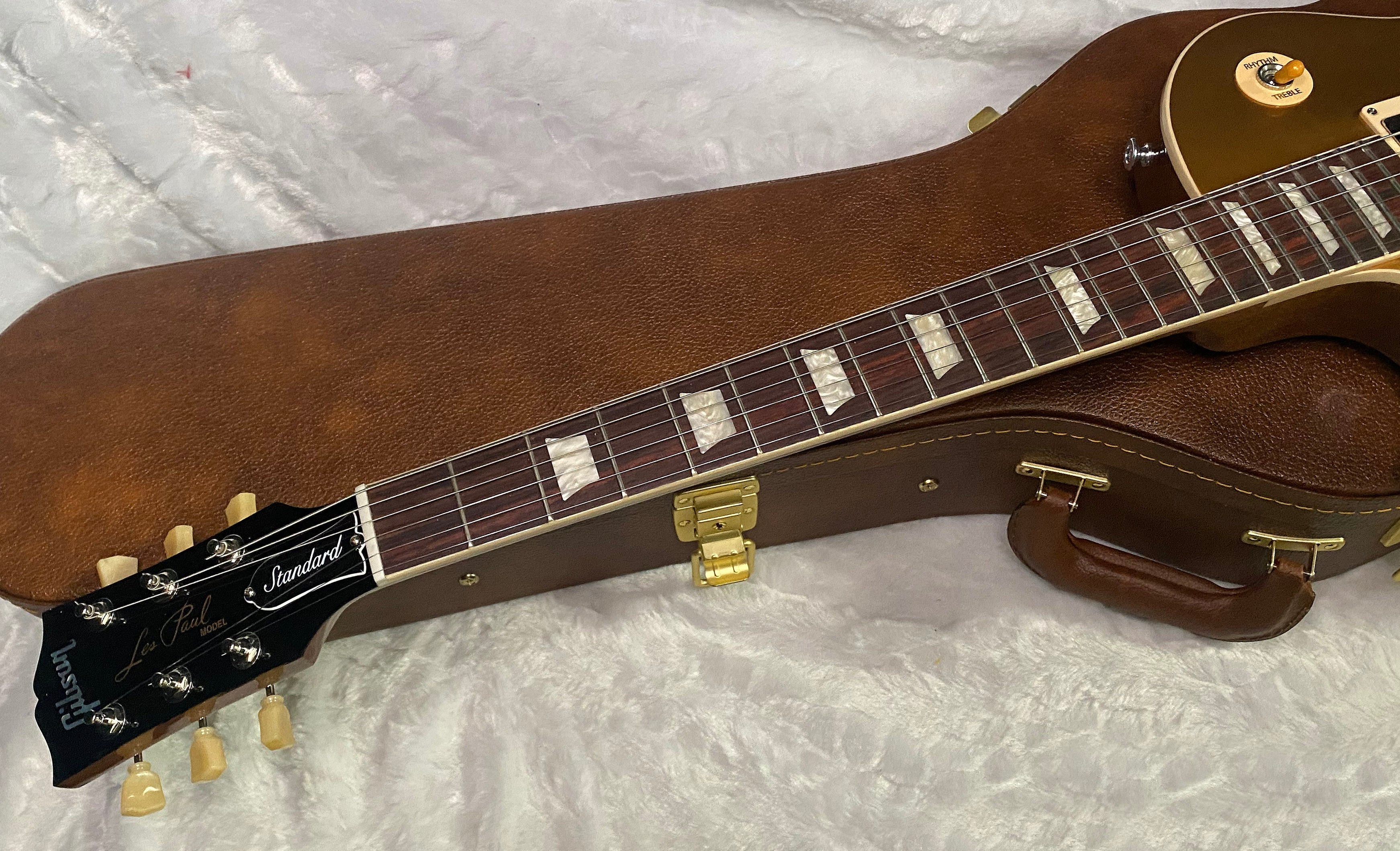 NEW ! Gibson Les Paul 50's Standard Gold Top - Left Handed - Authorized Dealer - Only 9.7lbs - G07272