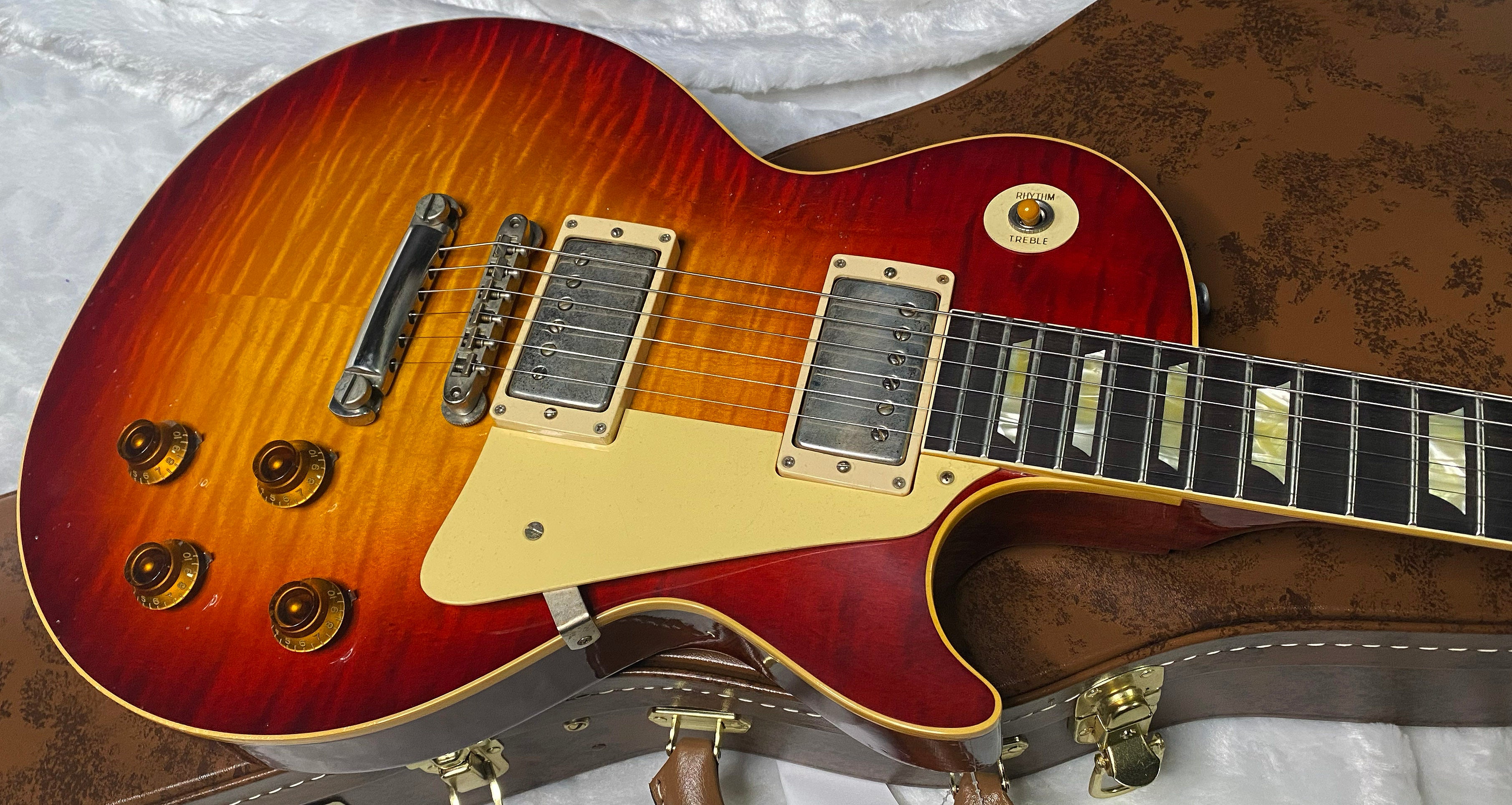 NEW! Gibson Custom Shop 1959 Les Paul Standard Murphy Lab Light Aged - Dark Cherry - Only 8.55 lbs - One Off! Dealer Select - Authorized Dealer - G07378