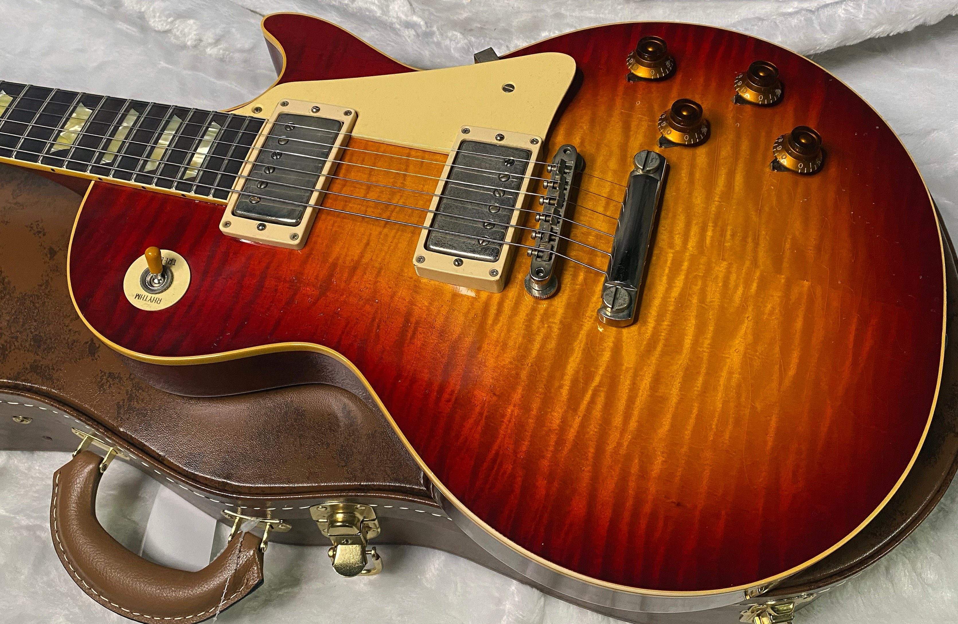 NEW! Gibson Custom Shop 1959 Les Paul Standard Murphy Lab Light Aged - Dark Cherry - Only 8.55 lbs - One Off! Dealer Select - Authorized Dealer - G07378