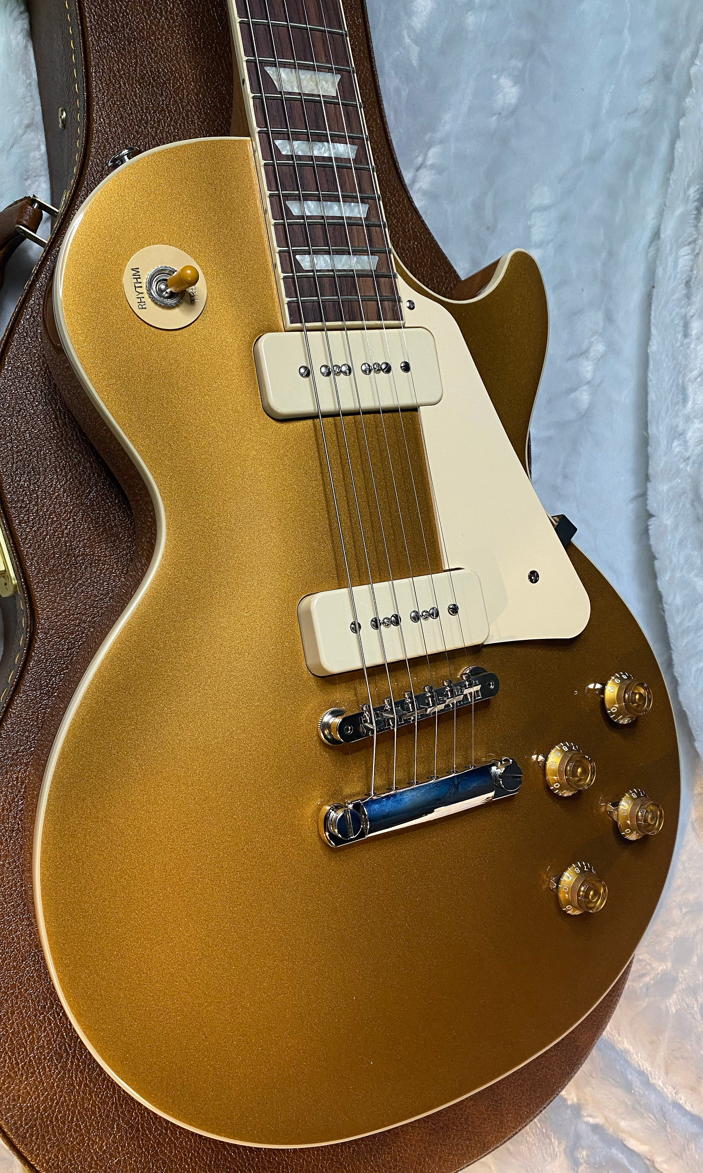 NEW! Gibson Les Paul Standard '50s P-90 - Gold Top - Authorized Dealer - 9.45 lbs - G06735