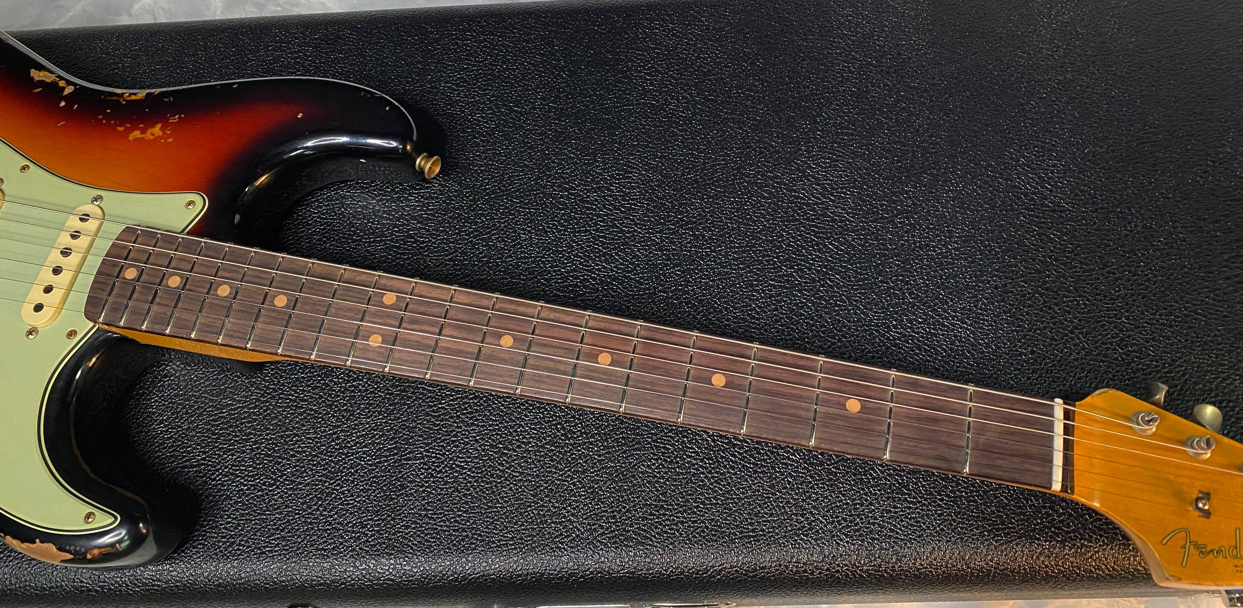 NEW! Fender Custom Shop Limited Edition '64 L-Series Stratocaster Heavy Relic Faded Aged 3-Tone Sunburst - Authorized Dealer - 7.75lbs - G05905