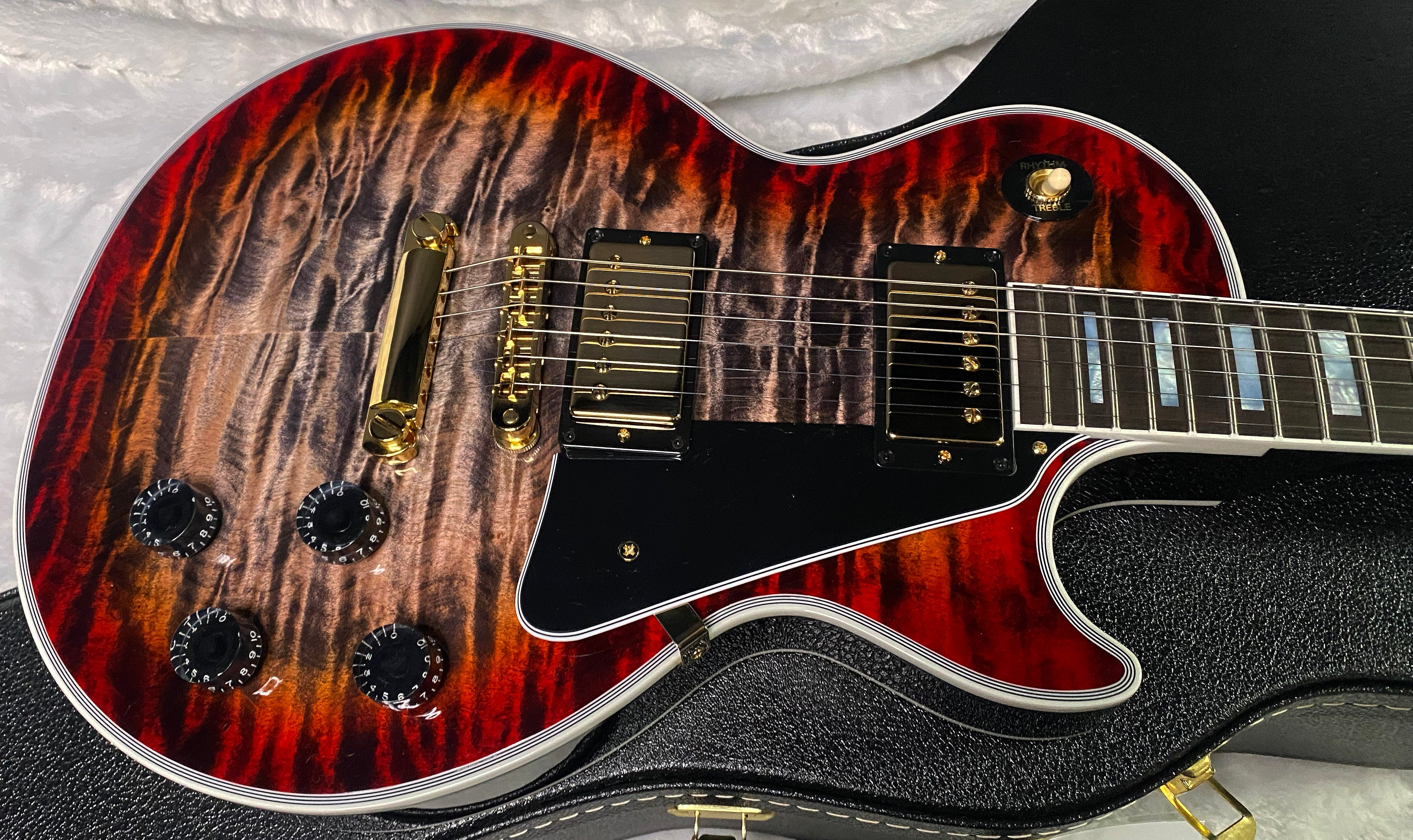 NEW! Gibson Dealer Select Custom Shop Les Paul Custom Monster Quilt - Pearl Black Burst - Authorized Dealer - WOW! 10lbs - G07377