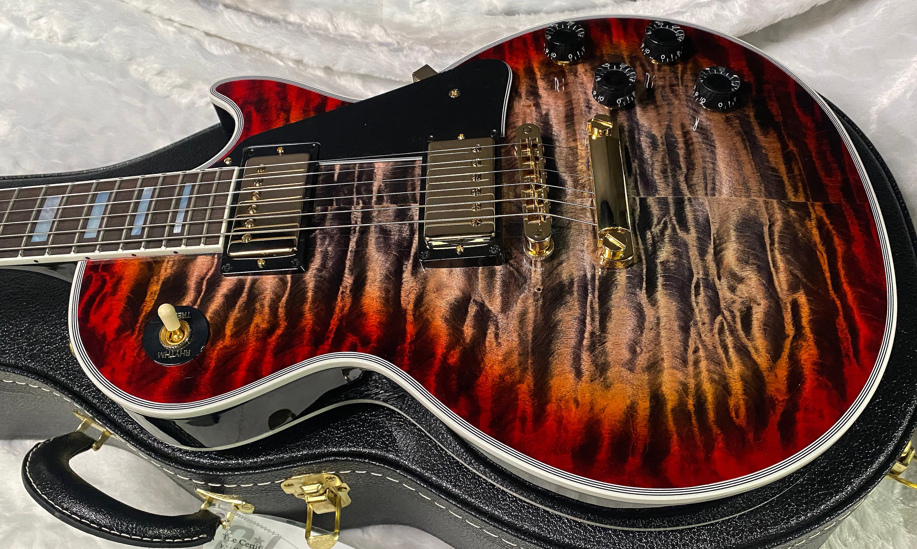 NEW! Gibson Dealer Select Custom Shop Les Paul Custom Monster Quilt - Pearl Black Burst - Authorized Dealer - WOW! 10lbs - G07377