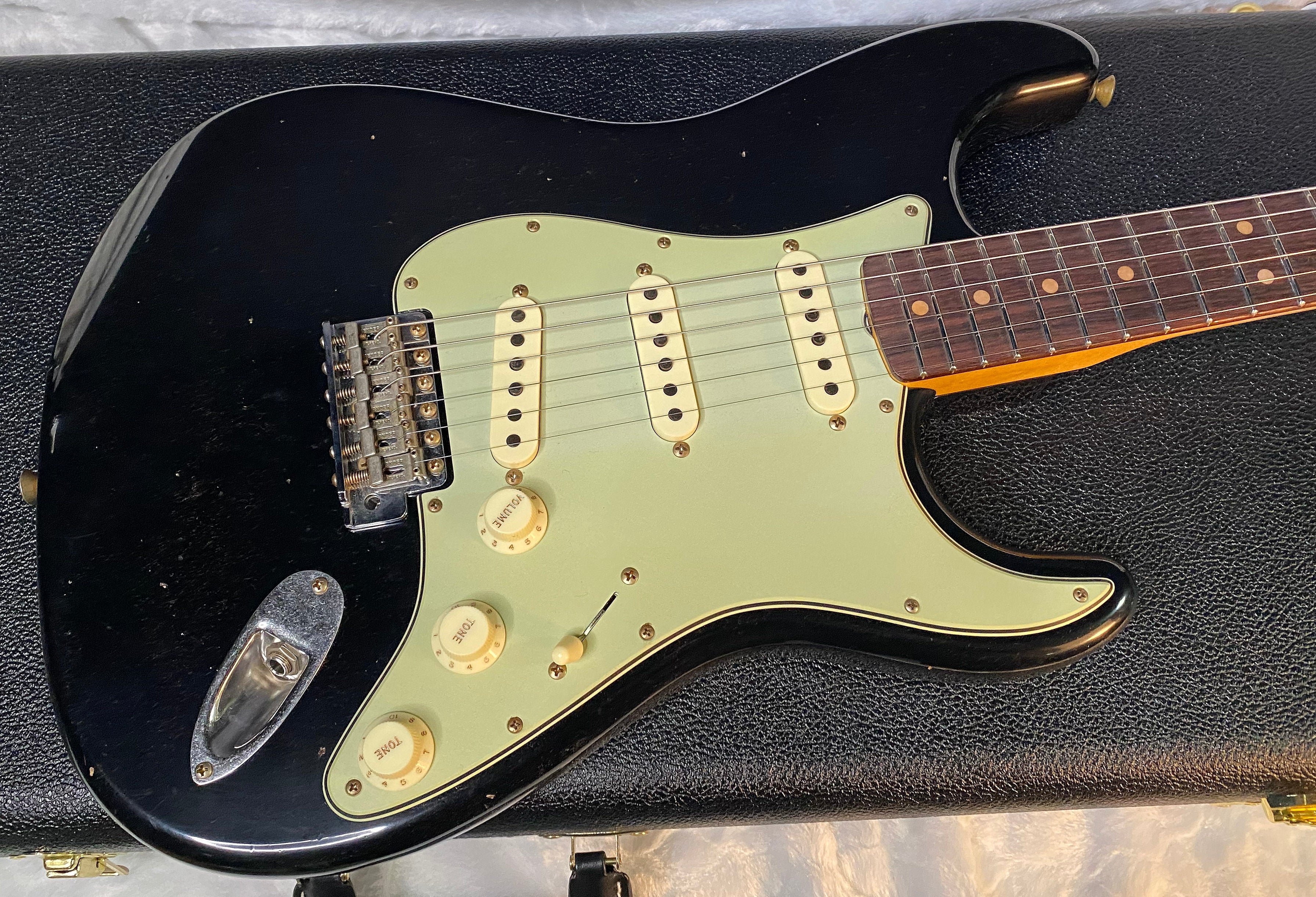 NEW! Fender Custom Shop Limited Edition '64 L-Series Stratocaster Journeyman Relic - Black - Authorized Dealer - 7.75lbs - G05910