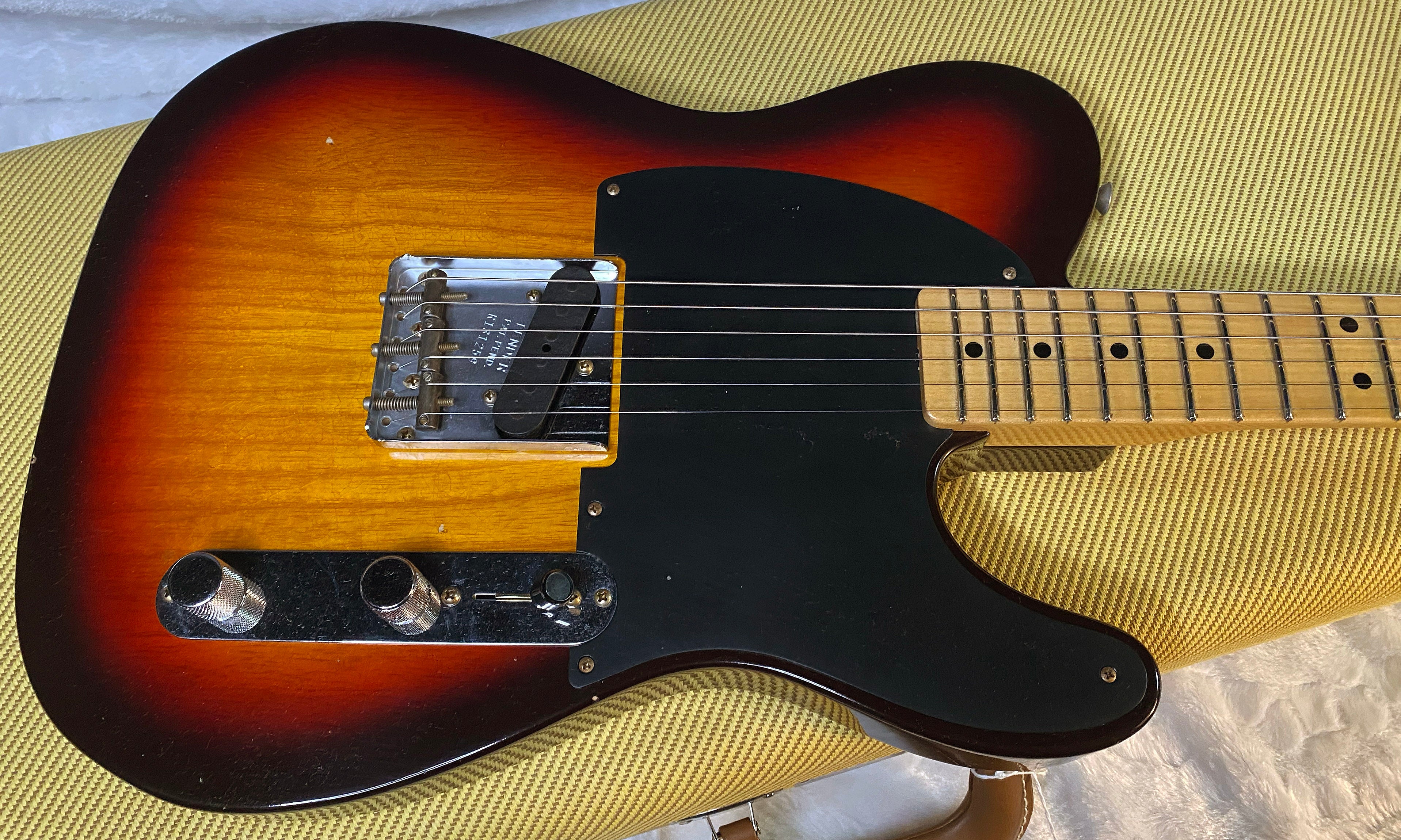NEW! Fender '52 Journeyman Relic Limited Edition Esquire - Handwound PU's - Custom Shop - Authorized Dealer - Chocolate 3-Tone Sunburst - 7.8 lbs - G05906