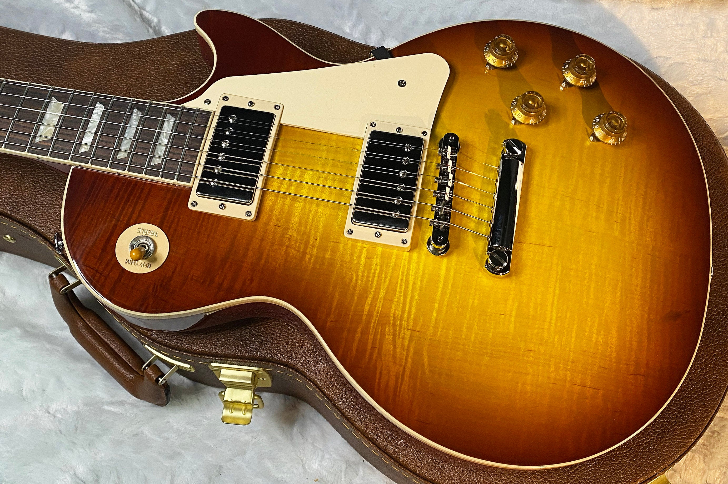 NEW ! Gibson Les Paul Standard '50s - AAA Flame - Authorized Dealer - G06757