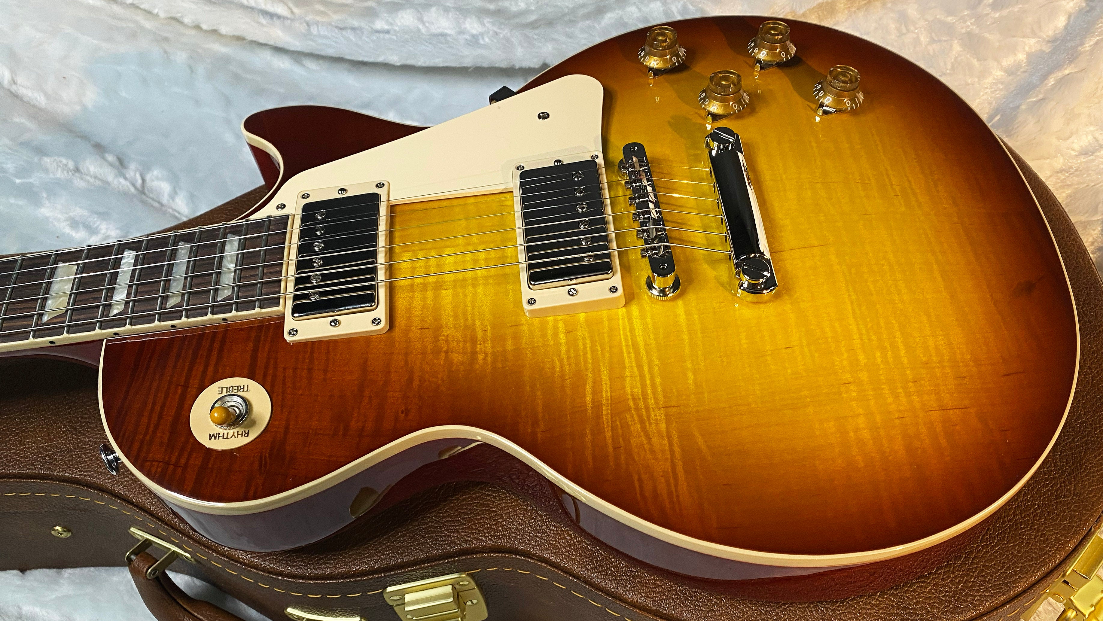 NEW ! Gibson Les Paul Standard '50s - AAA Flame - Authorized Dealer - G06757