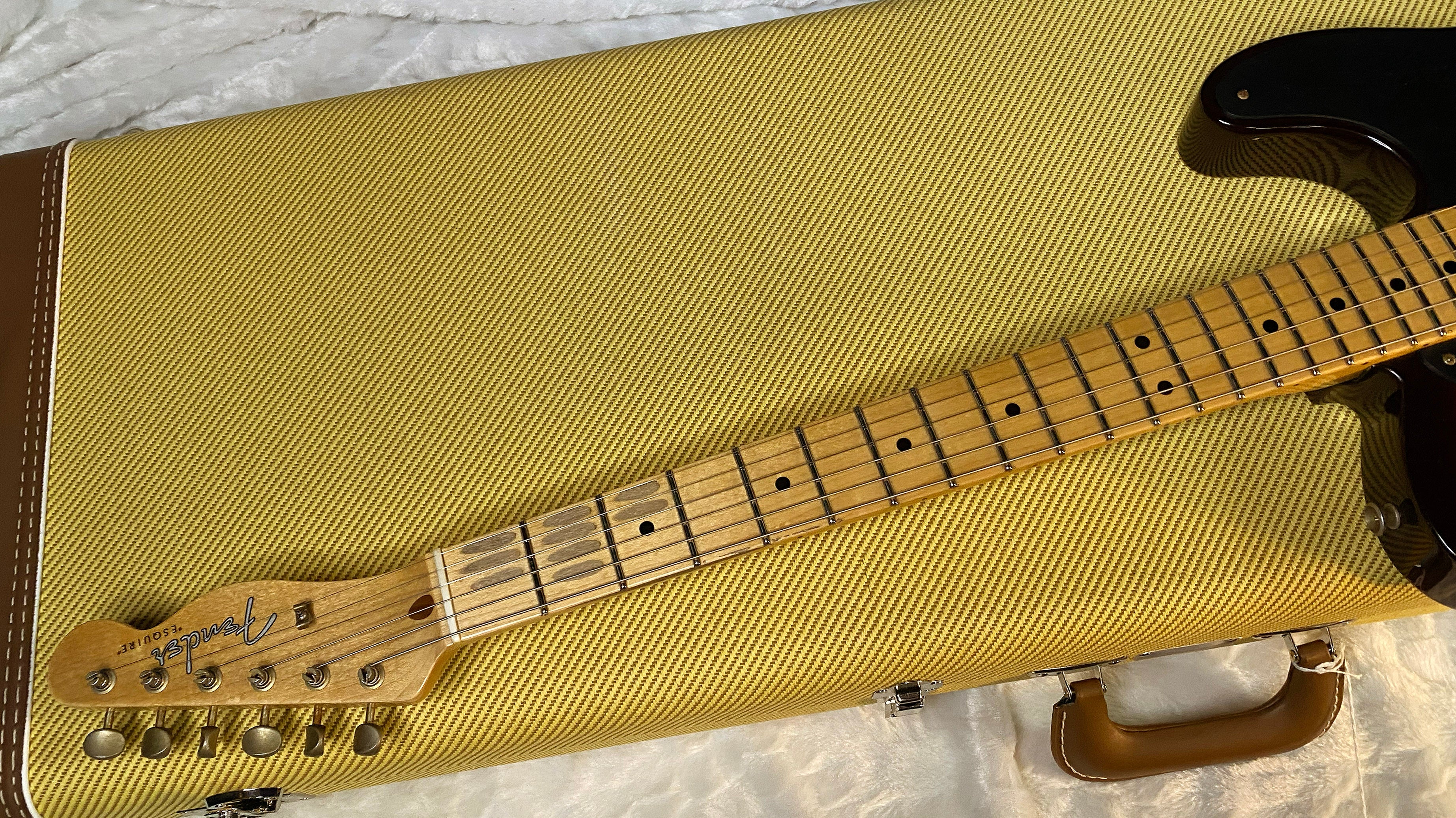 NEW! Fender '52 Journeyman Relic Limited Edition Esquire - Handwound PU's - Custom Shop - Authorized Dealer - Chocolate 3-Tone Sunburst - 7.8 lbs - G05906