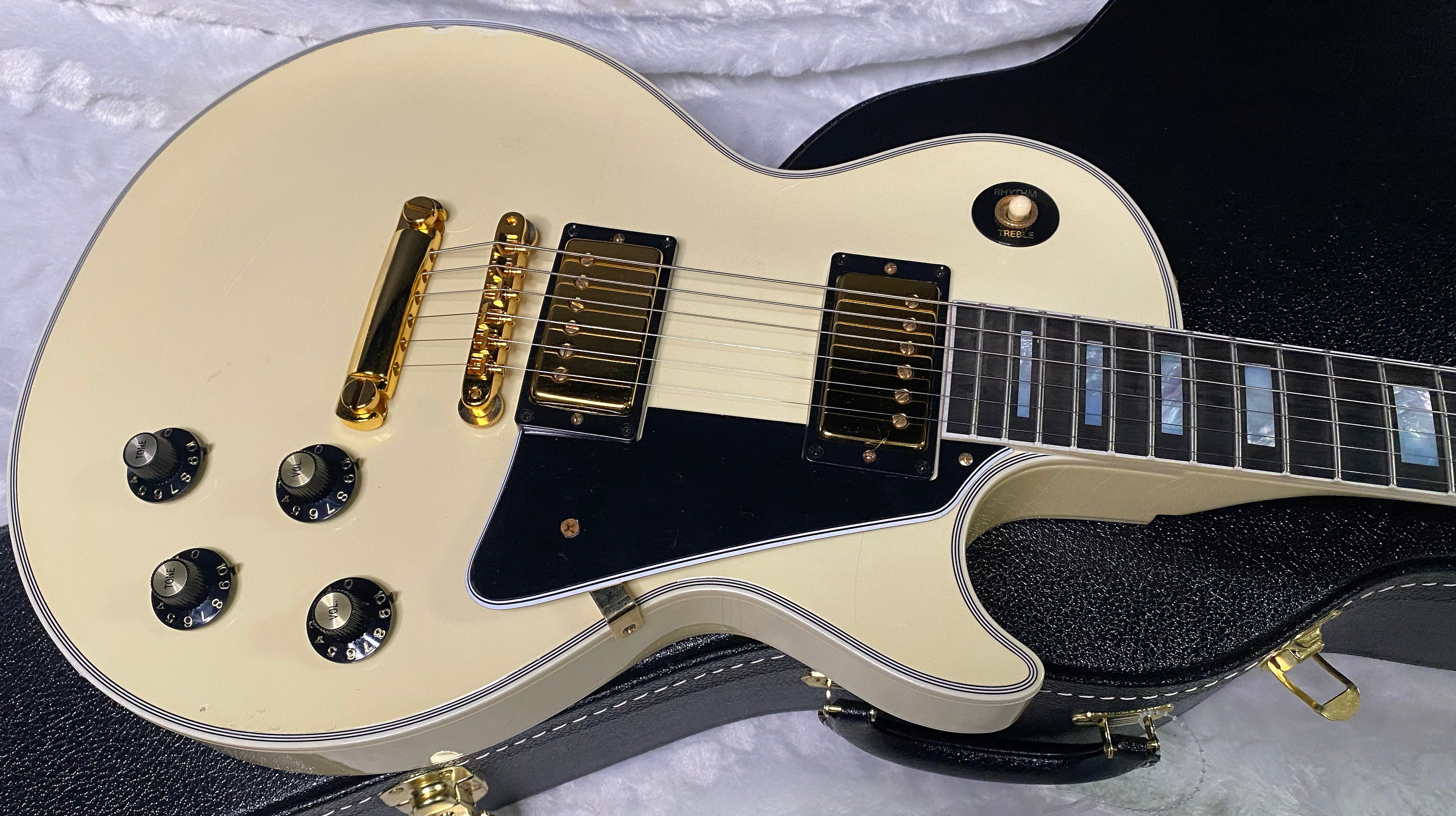 NEW! Gibson Custom Shop '68 Les Paul Custom Reissue Dealer Select One of a Kind - Murphy Lab Light Aged - Classic White Finish - Only 9.6lbs - Authorized Dealer - G07386