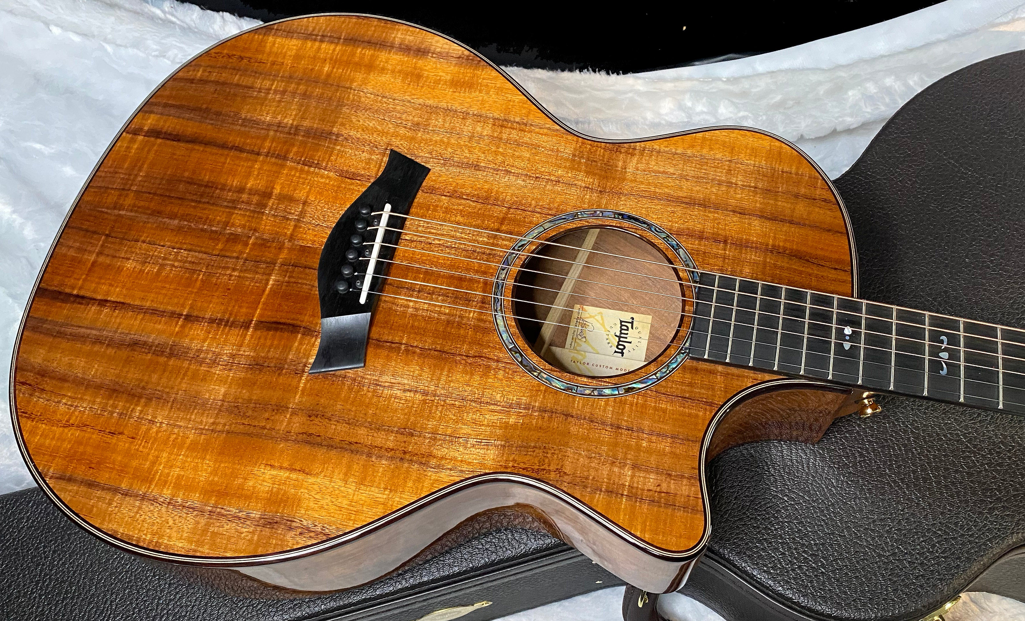 NEW! Taylor Custom 724ce Acoustic-Electric Guitar - Natural Gloss - AAAAA Hand Picked Koa - WOW! Authorized Dealer - G06770