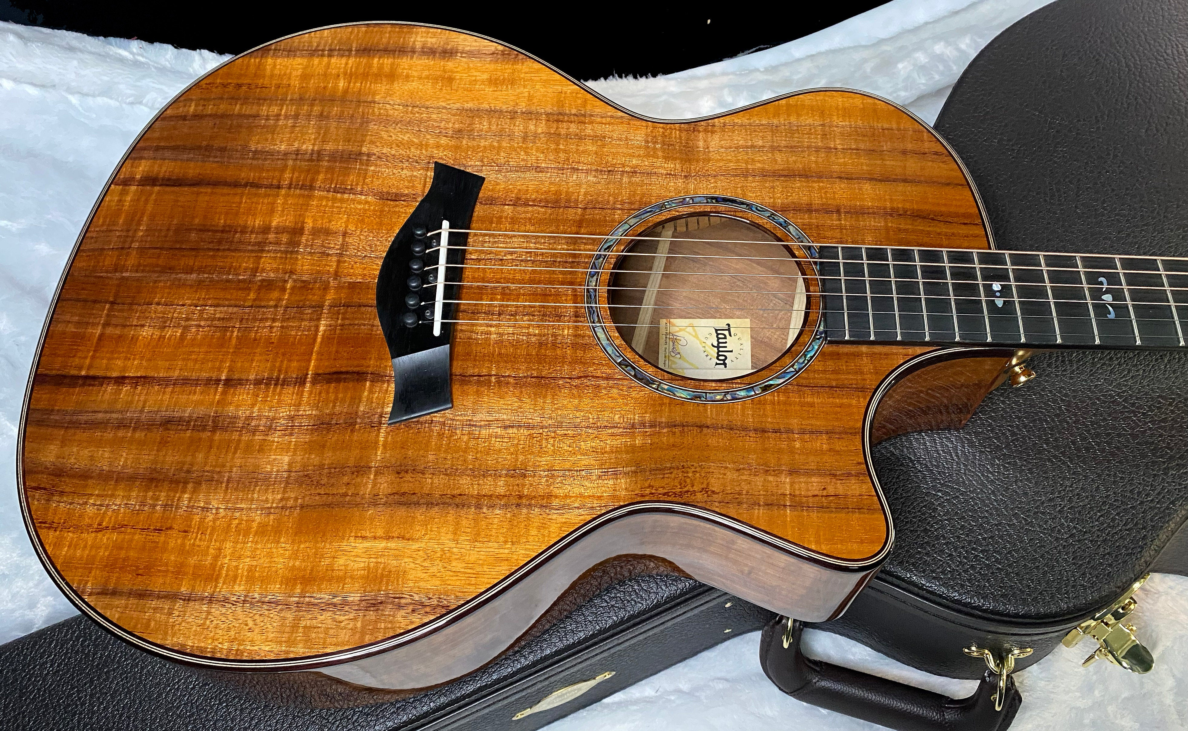 NEW! Taylor Custom 724ce Acoustic-Electric Guitar - Natural Gloss - AAAAA Hand Picked Koa - WOW! Authorized Dealer - G06770