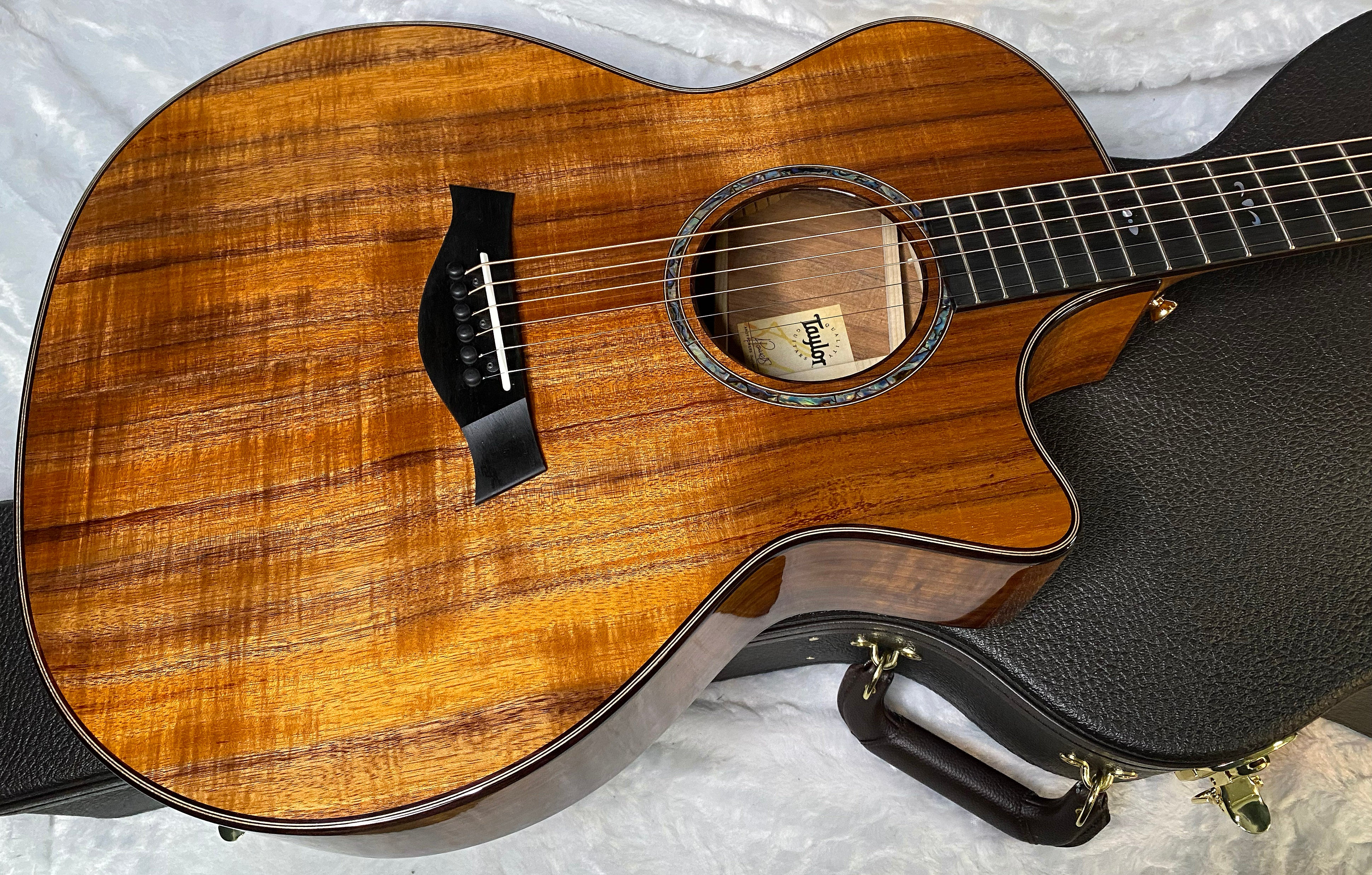 NEW! Taylor Custom 724ce Acoustic-Electric Guitar - Natural Gloss - AAAAA Hand Picked Koa - WOW! Authorized Dealer - G06770