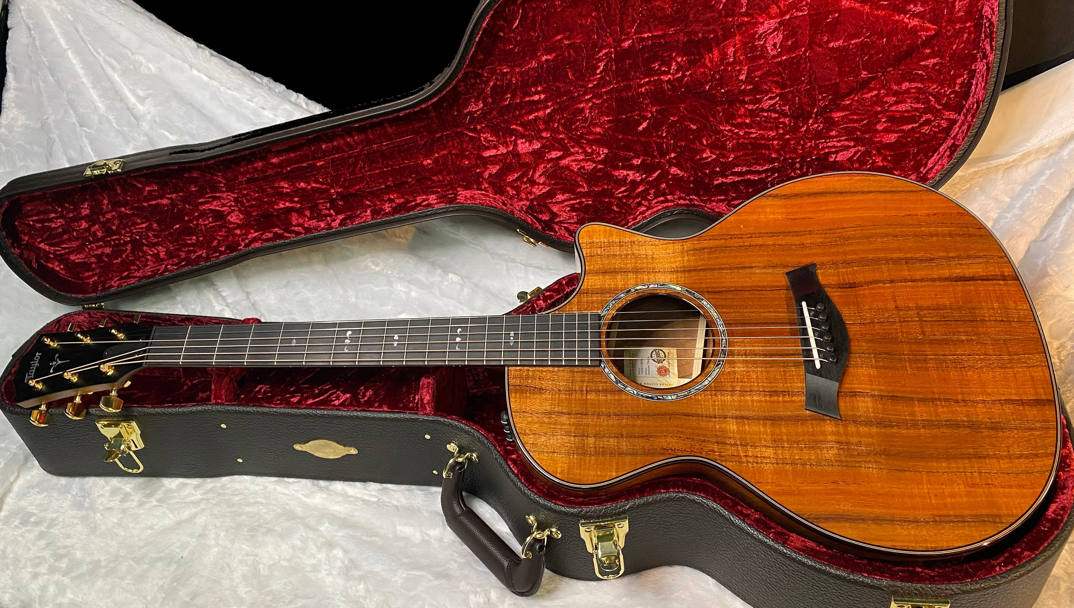 NEW! Taylor Custom 724ce Acoustic-Electric Guitar - Natural Gloss - AAAAA Hand Picked Koa - WOW! Authorized Dealer - G06770