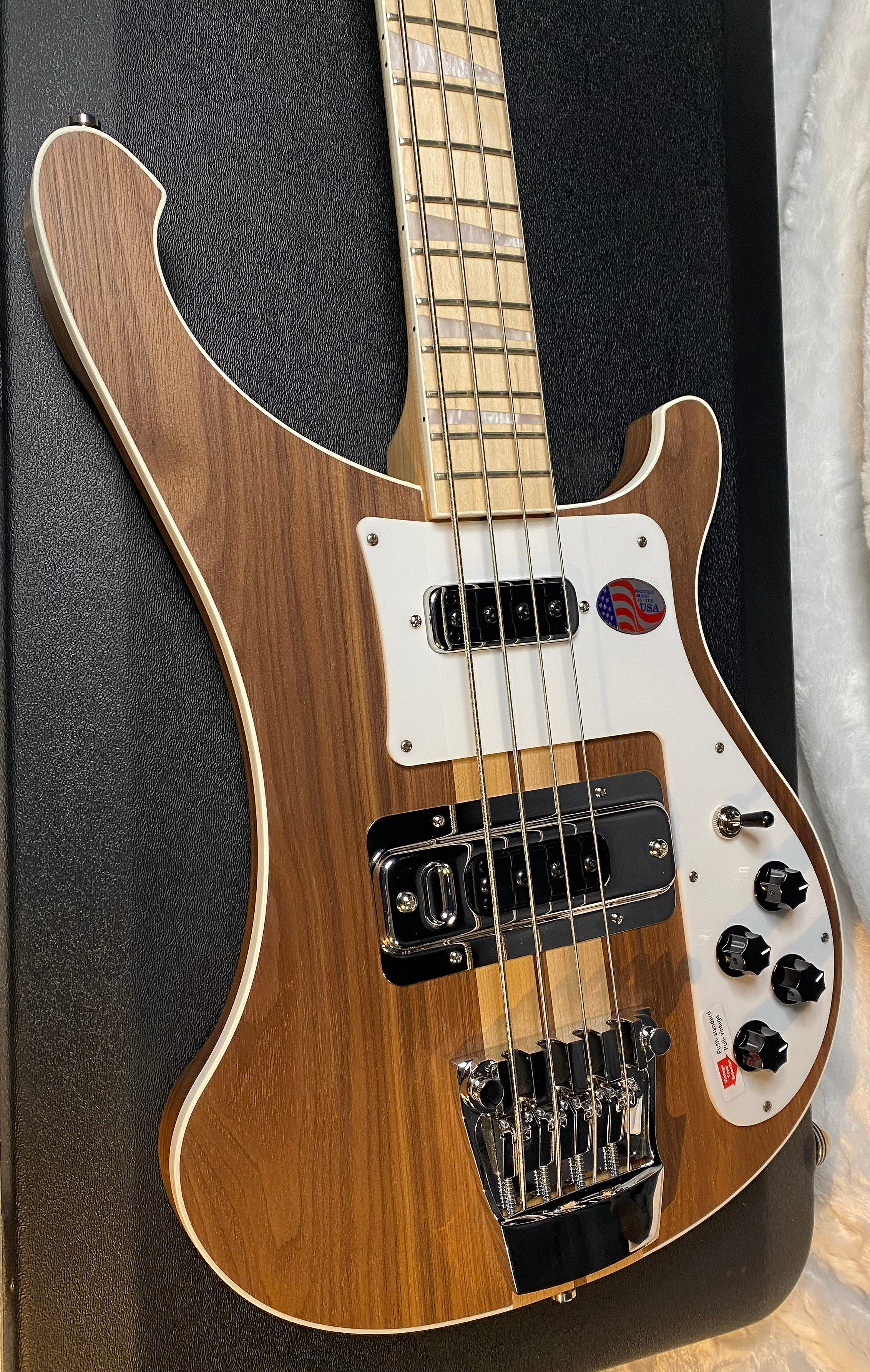 NEW! Rickenbacker 4003 W Walnut - 4-String Bass - Authorized Dealer - 8.65lbs - G06773