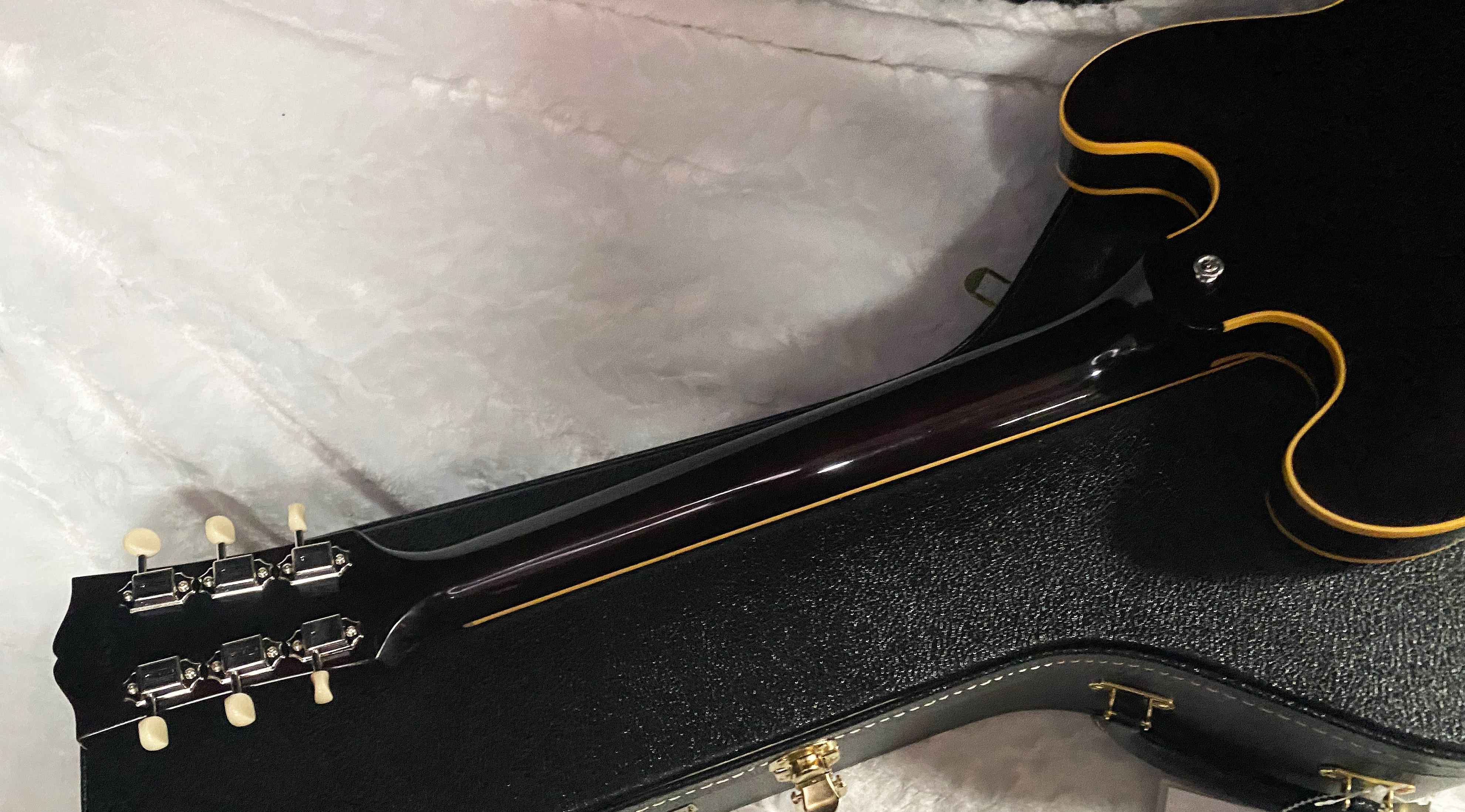 NEW! Gibson Custom Shop 1962 ES-330 TD Reissue Electric Guitar - Vintage Burst VOS - Authorized Dealer - Only 6.1lbs - In-Stock! G07236
