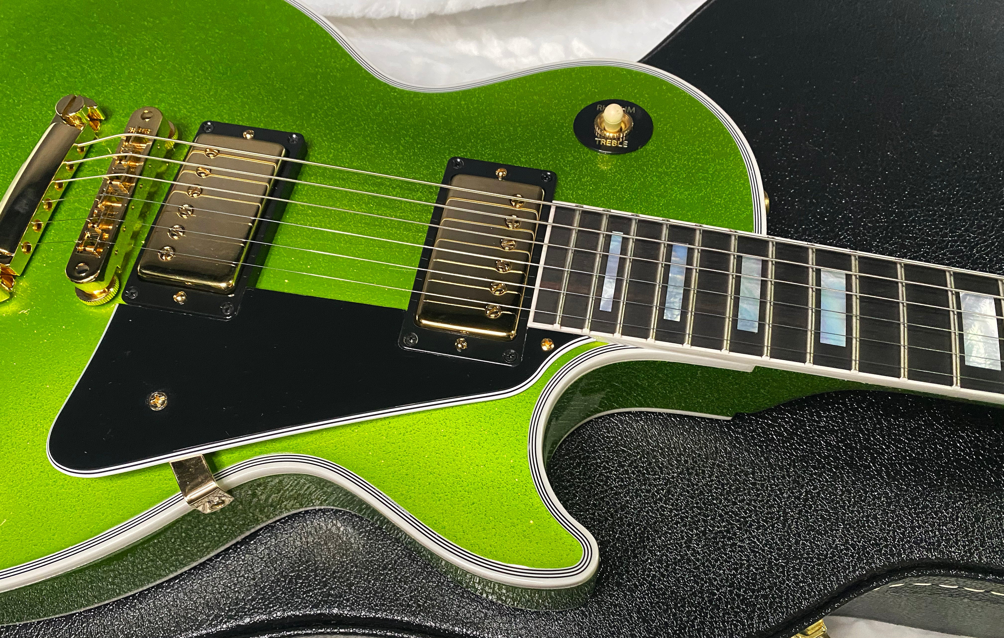 NEW! Gibson Made 2 Measure Custom Shop Les Paul M2M Gekko Green Sparkle - Custombucker Pick-Ups - Only 8.6lbs - Authorized Dealer - G07382