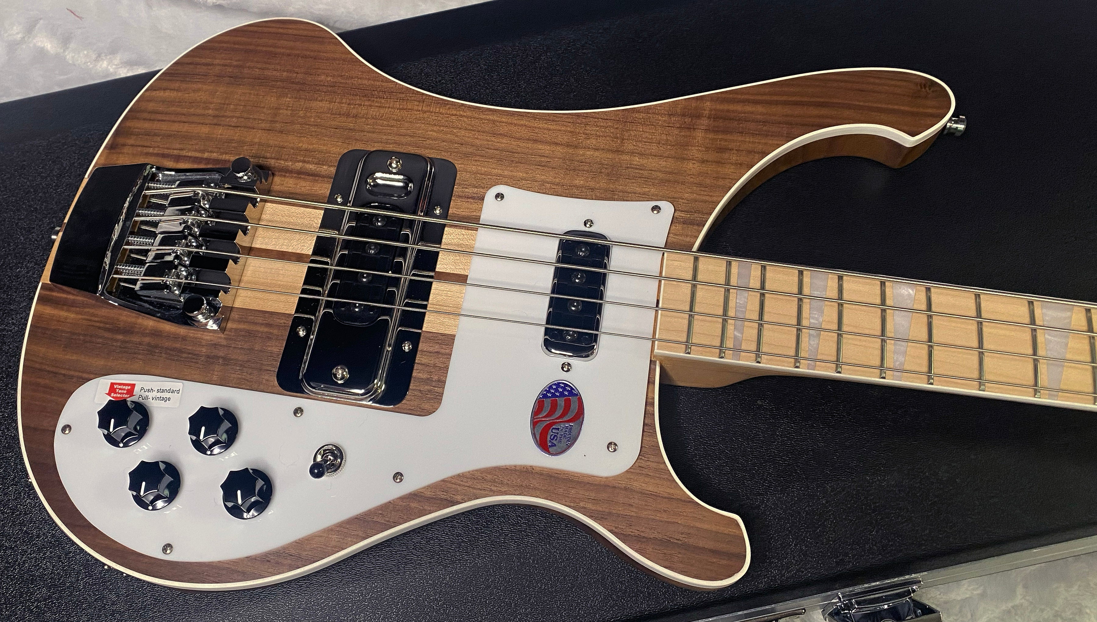 NEW! Rickenbacker 4003 W Walnut - 4-String Bass - Authorized Dealer - 8.8lbs - G06774