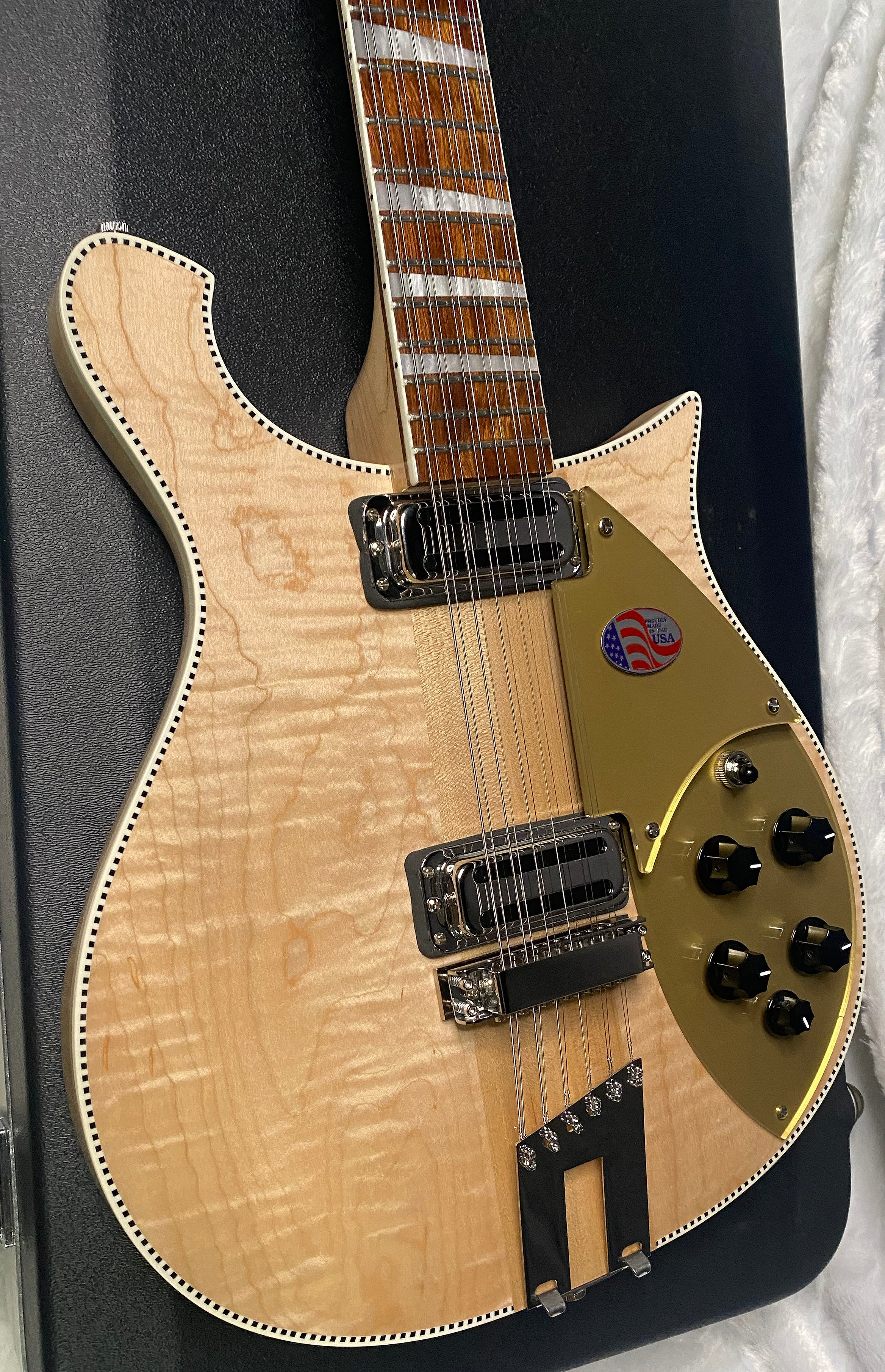 NEW! Rickenbacker 660/12 Maple Glo MG - Only 7.25 lbs - Authorized Dealer - G07397