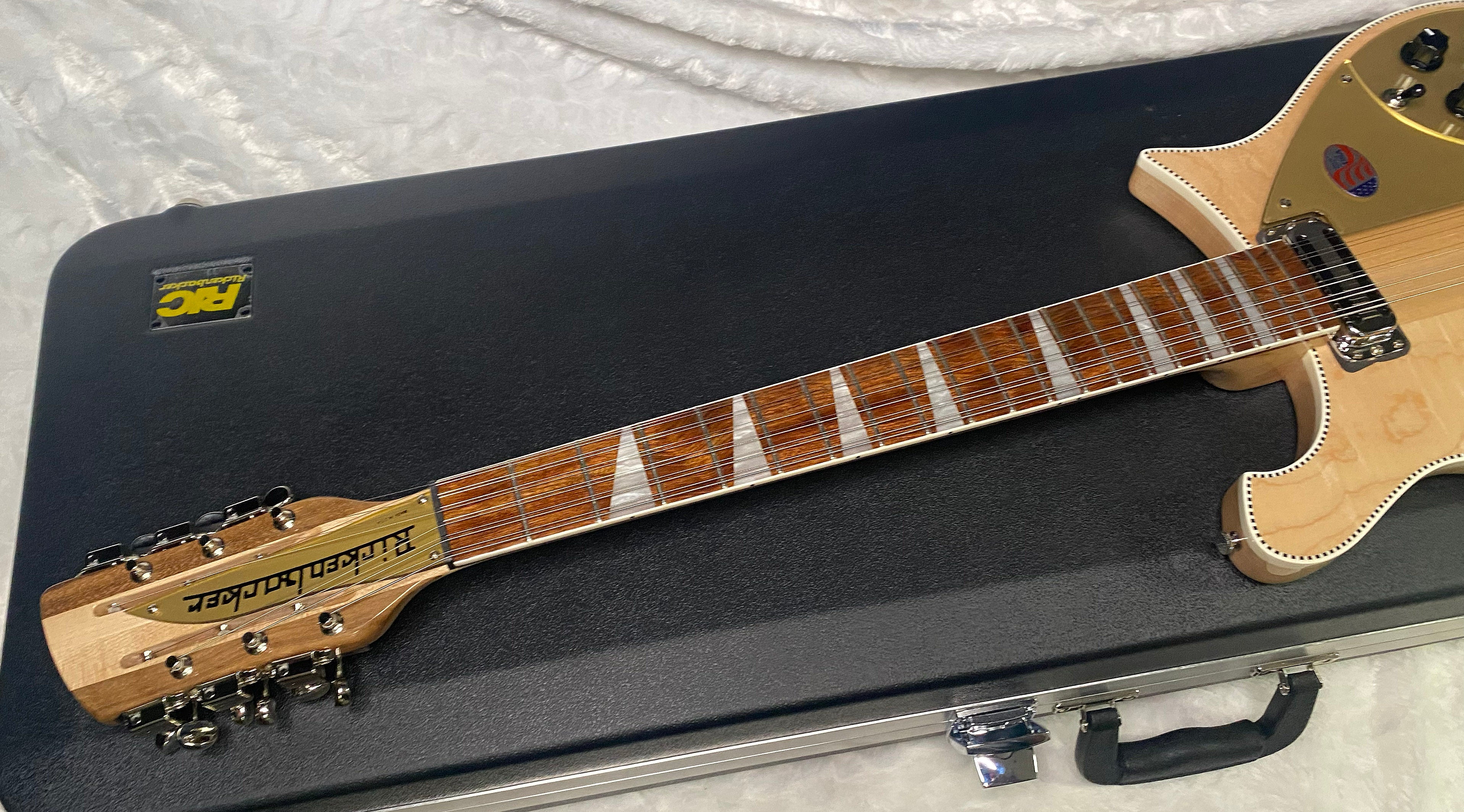 NEW! Rickenbacker 660/12 Maple Glo MG - Only 7.25 lbs - Authorized Dealer - G07397