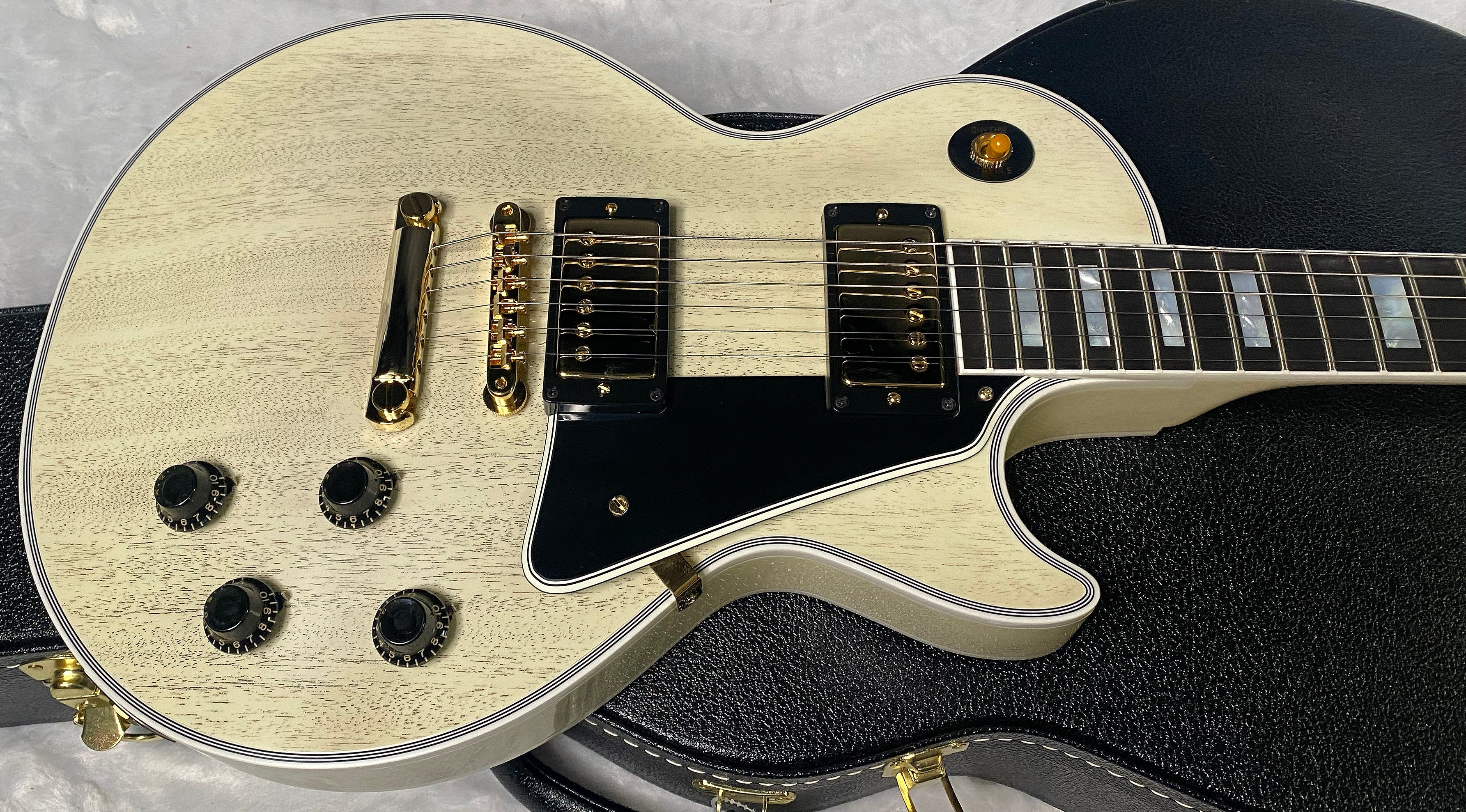 NEW! Gibson Les Paul Custom 1957 Reissue VOS - Custom Ordered in TV White - Custom Shop - ONLY 8.5 lbs - Authorized Dealer - G06741