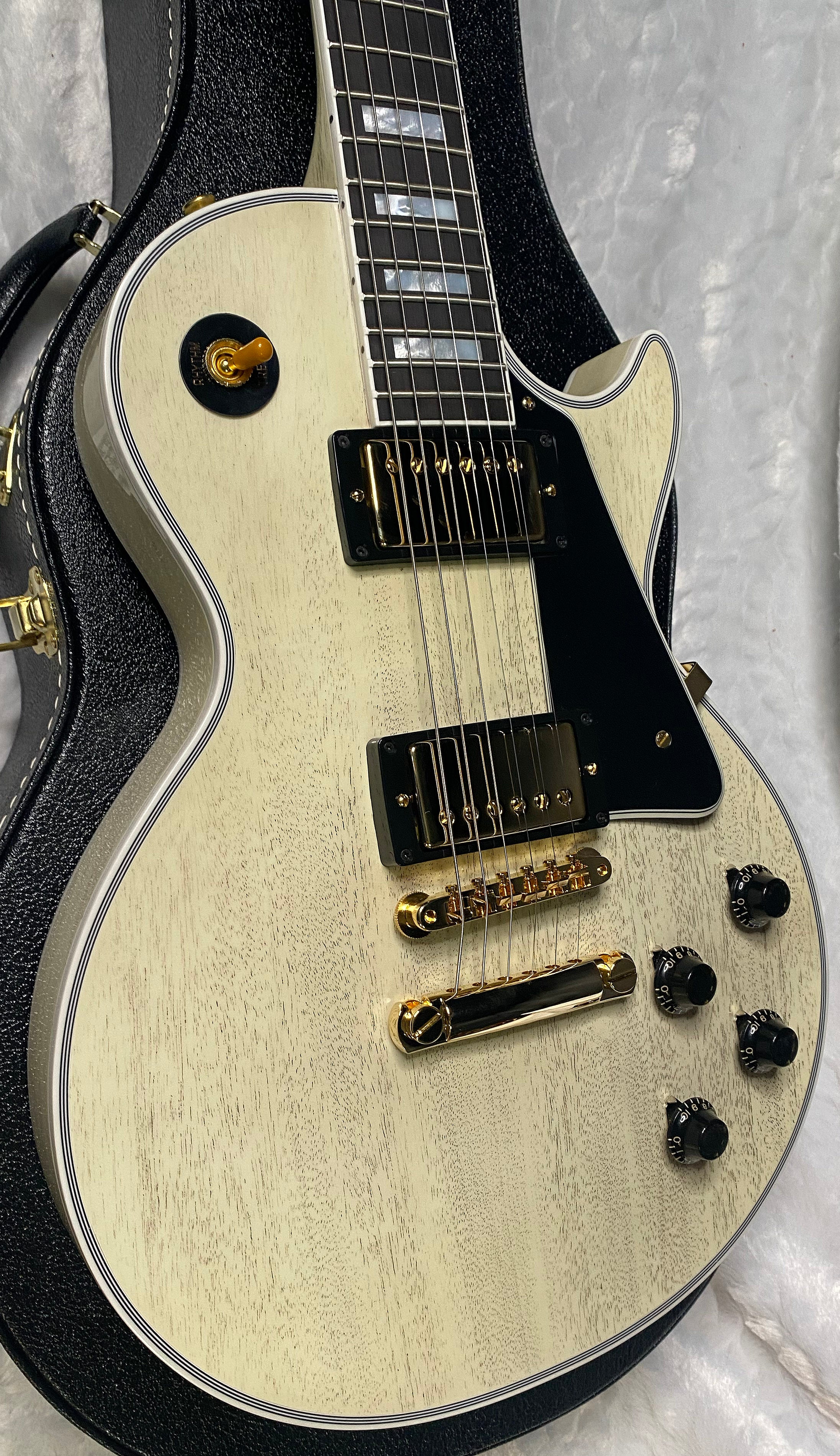 NEW! Gibson Les Paul Custom 1957 Reissue VOS - Custom Ordered in TV White - Custom Shop - ONLY 8.5 lbs - Authorized Dealer - G06741