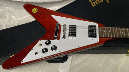 NEW! Gibson Custom 1971 Flying V Medallion Reissue Electric Guitar - Medallion Cherry - Authorized Dealer - Ultra RARE! Dealer Select - 6.45 lbs - G07412