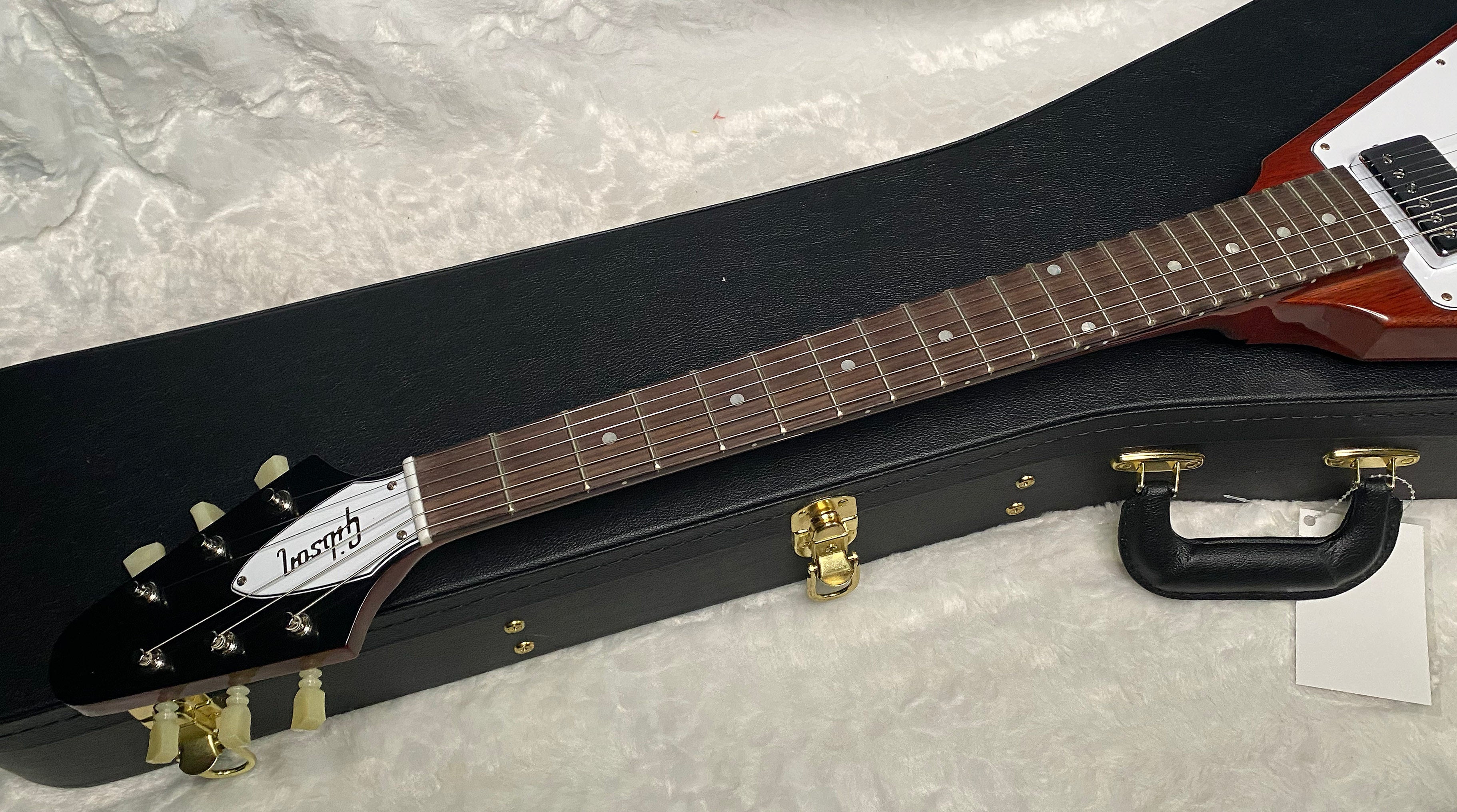 NEW! Gibson Custom 1971 Flying V Medallion Reissue Electric Guitar - Medallion Cherry - Authorized Dealer - Ultra RARE! Dealer Select - 6.45 lbs - G07412