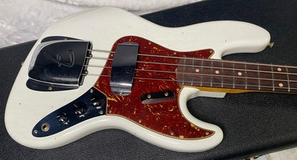 NEW! Fender Custom Shop 64 Jazz Bass Relic - Olympic White Finish - 9.7 lbs - Authorized Dealer - G06779