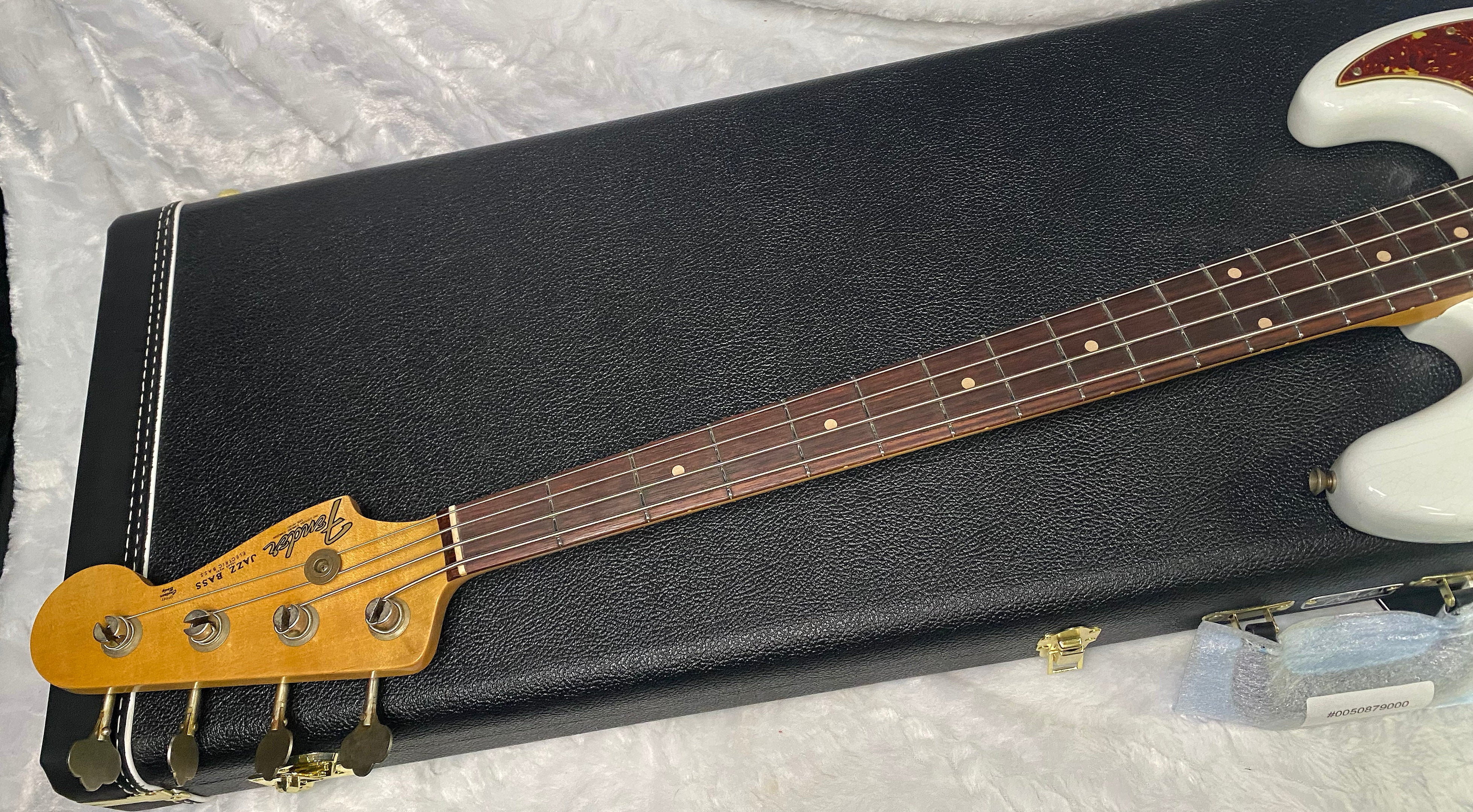 NEW! Fender Custom Shop 64 Jazz Bass Relic - Olympic White Finish - 9.7 lbs - Authorized Dealer - G06779