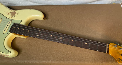 NEW! Fender Custom Shop 62 Heavy Relic Stratocaster - Vintage White - Authorized Dealer - Modern Spec - Handwound Pick Ups - 7.8 lbs - G05908