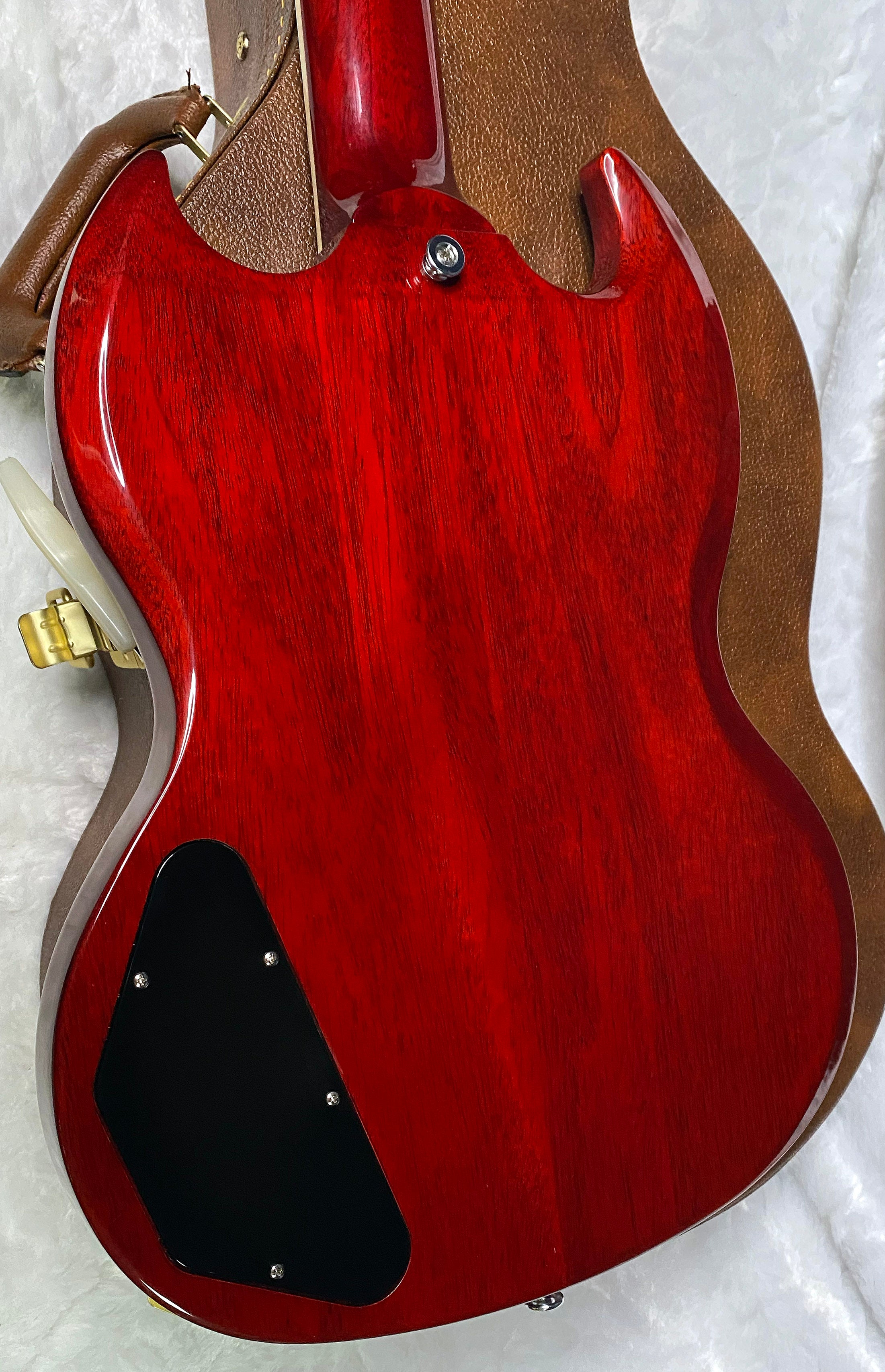 NEW! Gibson SG Standard '61 Maestro Vibrola Vintage Cherry - 7.45 lbs - Authorized Dealer! G07405