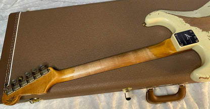 NEW! Fender Custom Shop 62 Heavy Relic Stratocaster - Vintage White - Authorized Dealer - Modern Spec - Handwound Pick Ups - 7.8 lbs - G05908