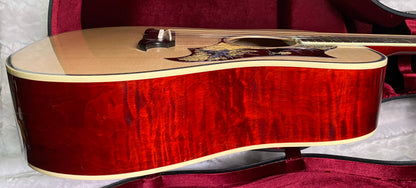 NEW! Gibson Custom Shop Dove - Doves In Flight - Authorized Dealer - 4.85 lbs - G07410