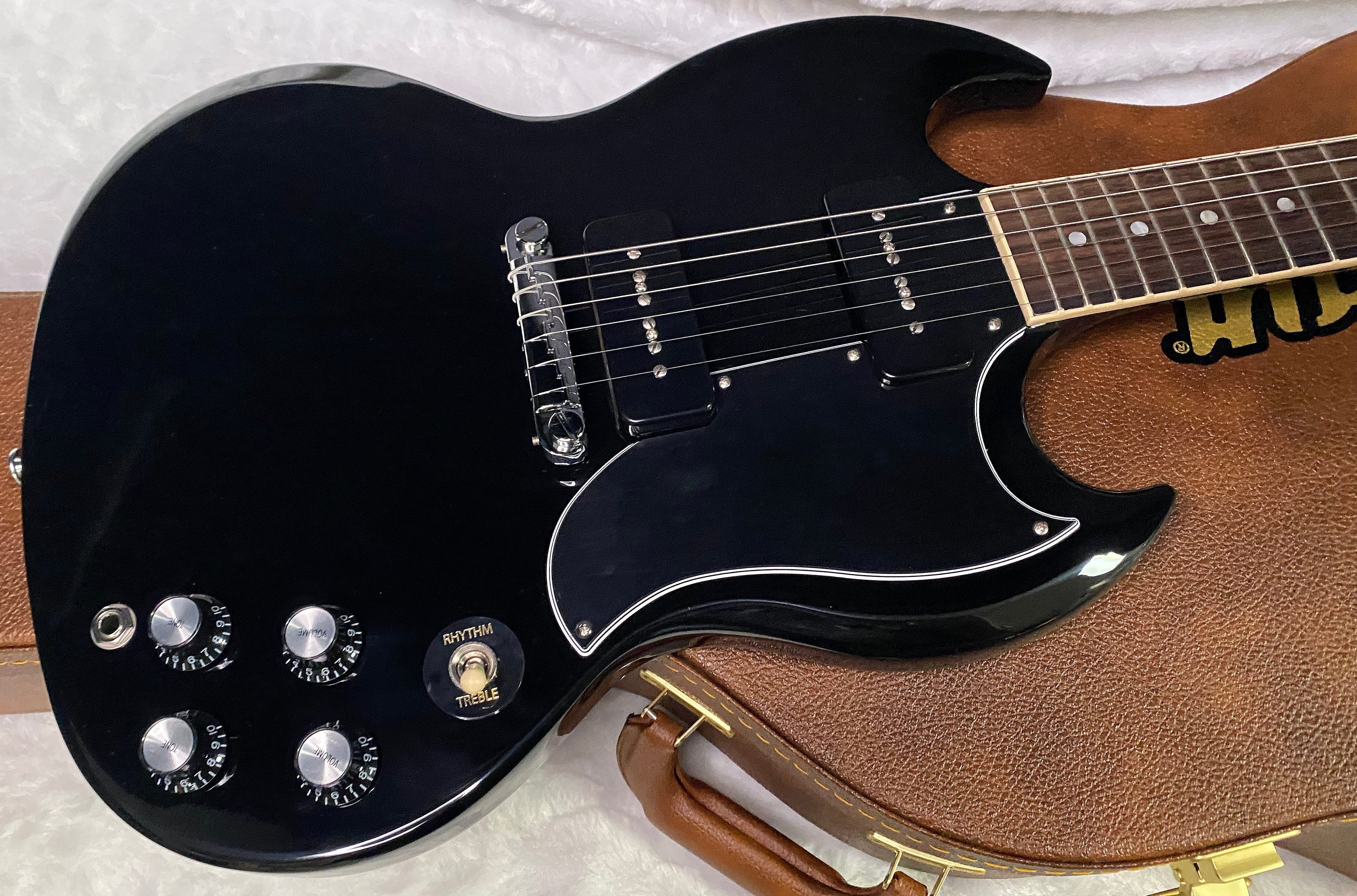 NEW! Gibson SG Special - Ebony Finish - Only 5.9 lbs - Authorized Dealer - P-90's - G07280