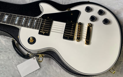NEW! Gibson Les Paul Custom - Alpine White - Ebony Board - Authorized Dealer - Only 9.9lbs - G06454