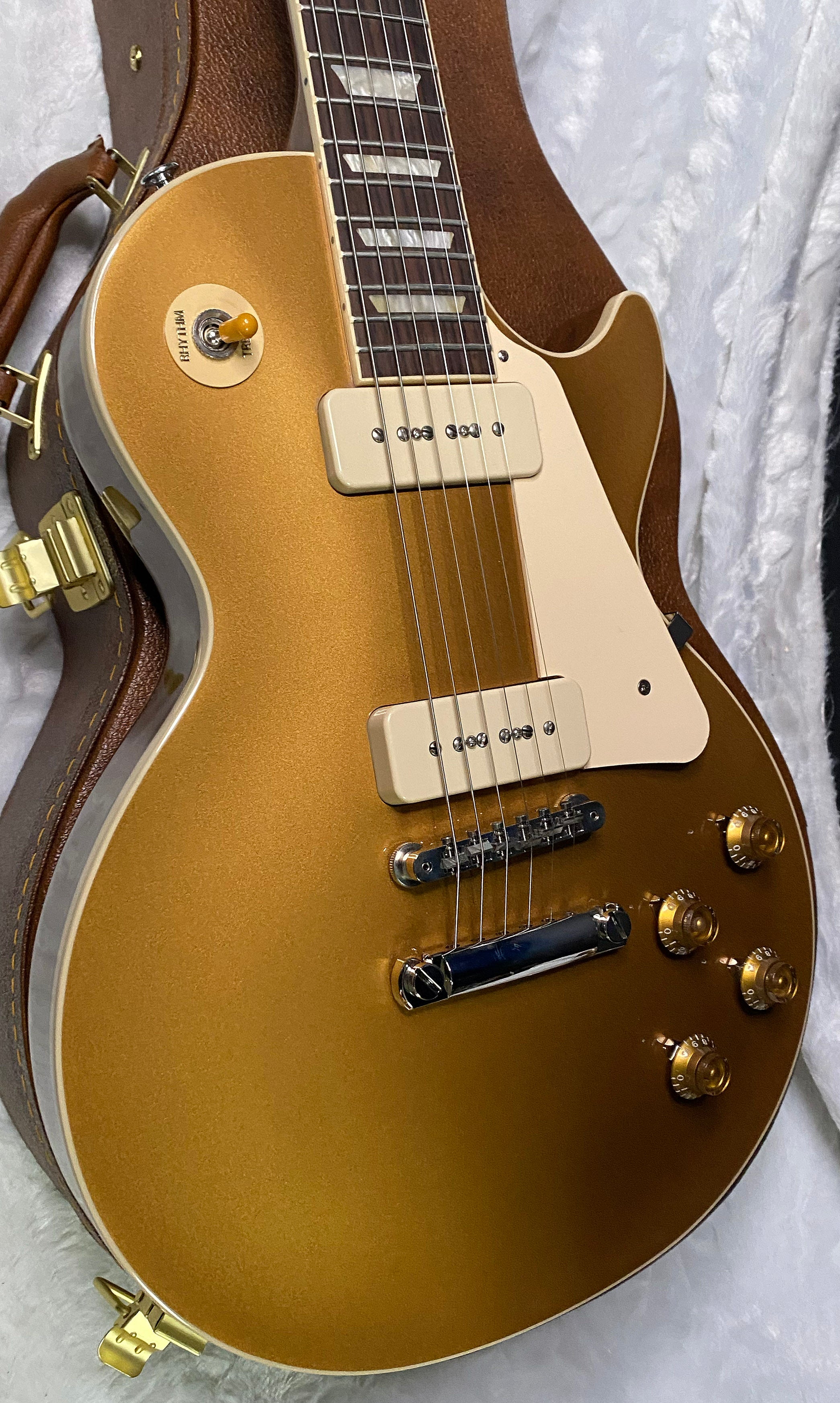 NEW! Gibson Les Paul Standard '50s P-90 - Gold Top - Authorized Dealer - 9.5 lbs - G07292