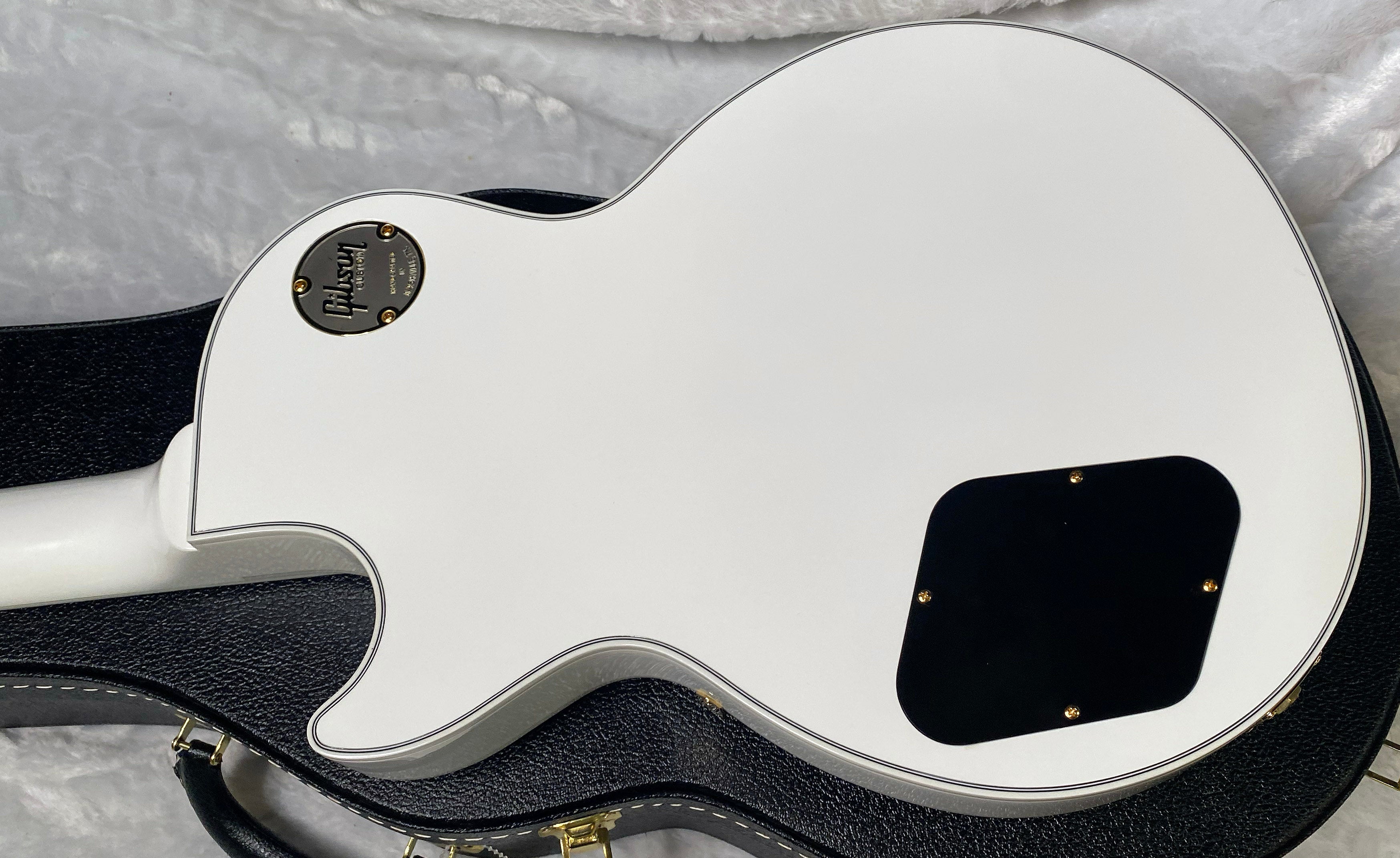 NEW! Gibson Les Paul Custom - Alpine White - Ebony Board - Authorized Dealer - Only 9.9lbs - G06454