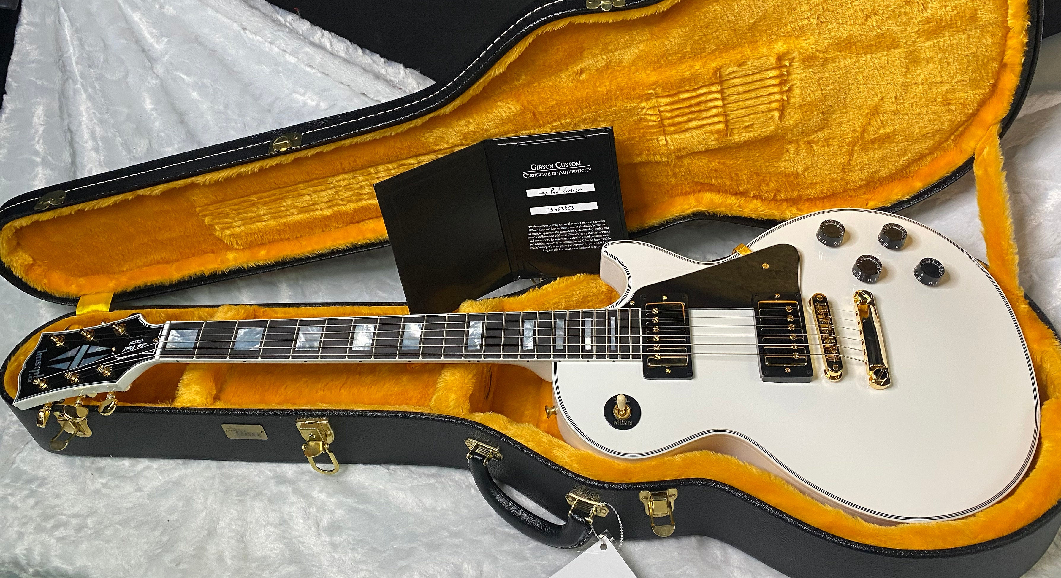 NEW! Gibson Les Paul Custom - Alpine White - Ebony Board - Authorized Dealer - Only 9.9lbs - G06454