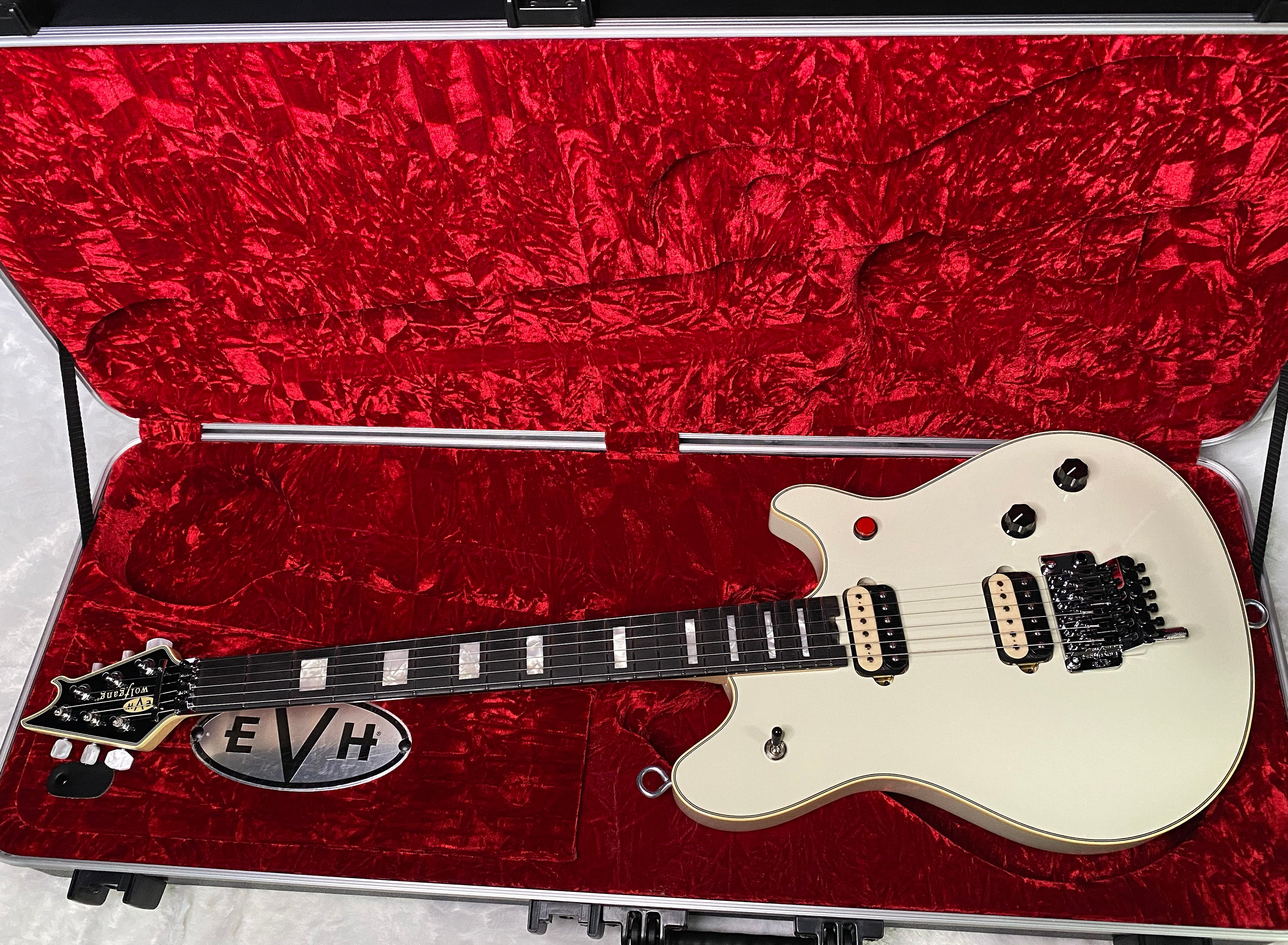 NEW! EVH MIJ Series EVH Signature Wolfgang - Made In Japan - Ivory - Authorized Dealer - 8.3lbs - G07371