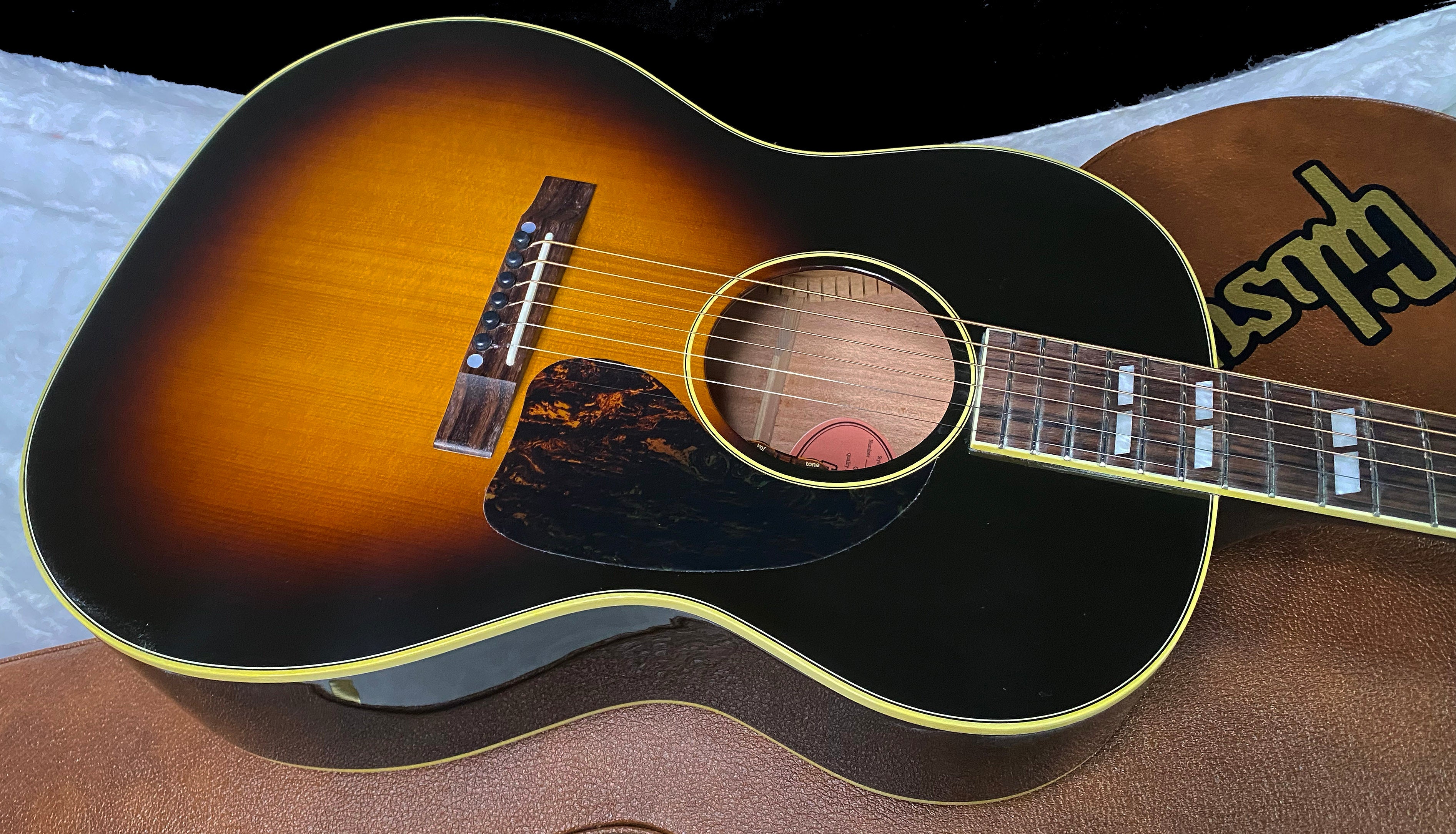 NEW ! Gibson Acoustic Nathaniel Rateliff LG-2 Western-Vintage Sunburst - Authorized Dealer - In-Stock! 3.9 lbs - G07411