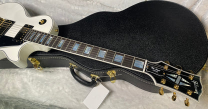 NEW! Gibson Les Paul Custom - Alpine White - Ebony Board - Authorized Dealer - 10lbs - G06473